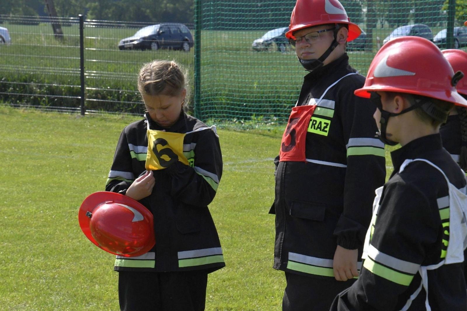 Zdjęcie w galerii na portalu naszraciborz.pl: Rudyszwałd na strażackim tronie w gminie Krzyżanowice wiadomości z regionu