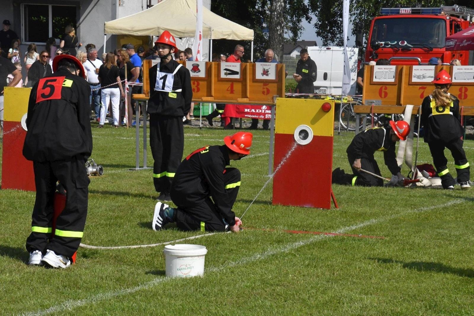 Zdjęcie w galerii na portalu naszraciborz.pl: Rudyszwałd na strażackim tronie w gminie Krzyżanowice wiadomości z regionu