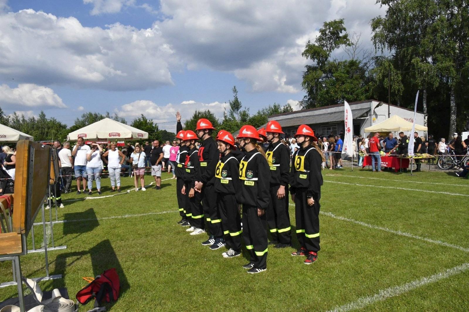 Zdjęcie w galerii na portalu naszraciborz.pl: Rudyszwałd na strażackim tronie w gminie Krzyżanowice wiadomości z regionu