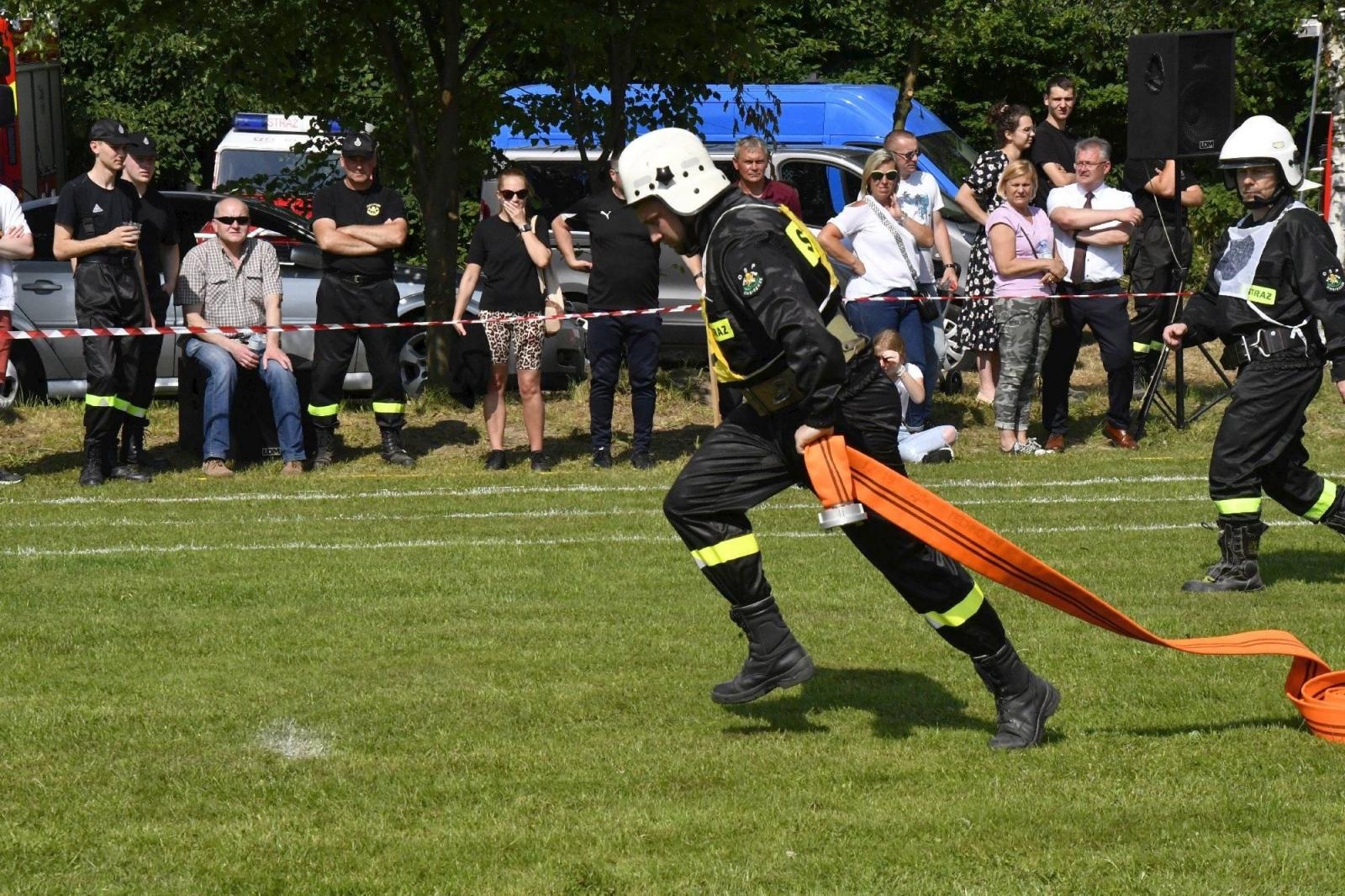 Zdjęcie w galerii na portalu naszraciborz.pl: Rudyszwałd na strażackim tronie w gminie Krzyżanowice wiadomości z regionu