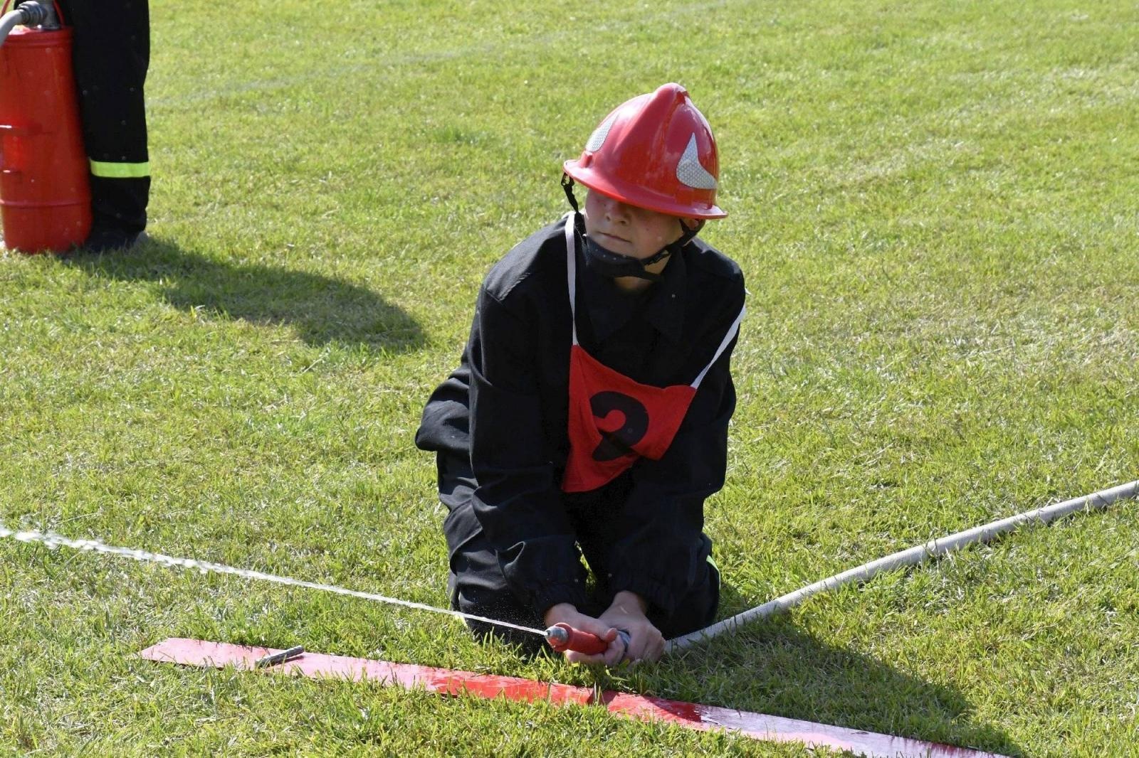 Zdjęcie w galerii na portalu naszraciborz.pl: Rudyszwałd na strażackim tronie w gminie Krzyżanowice wiadomości z regionu