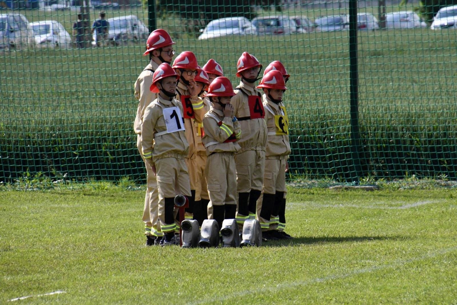 Zdjęcie w galerii na portalu naszraciborz.pl: Rudyszwałd na strażackim tronie w gminie Krzyżanowice wiadomości z regionu