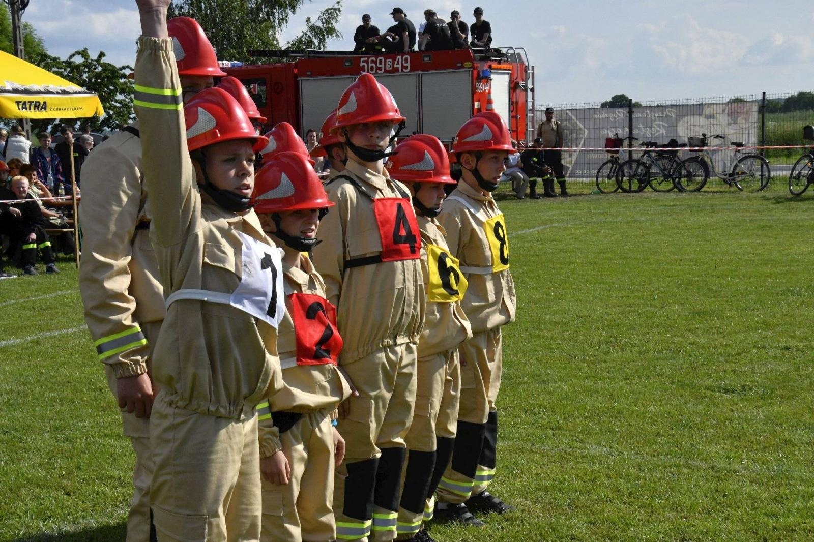 Zdjęcie w galerii na portalu naszraciborz.pl: Rudyszwałd na strażackim tronie w gminie Krzyżanowice wiadomości z regionu