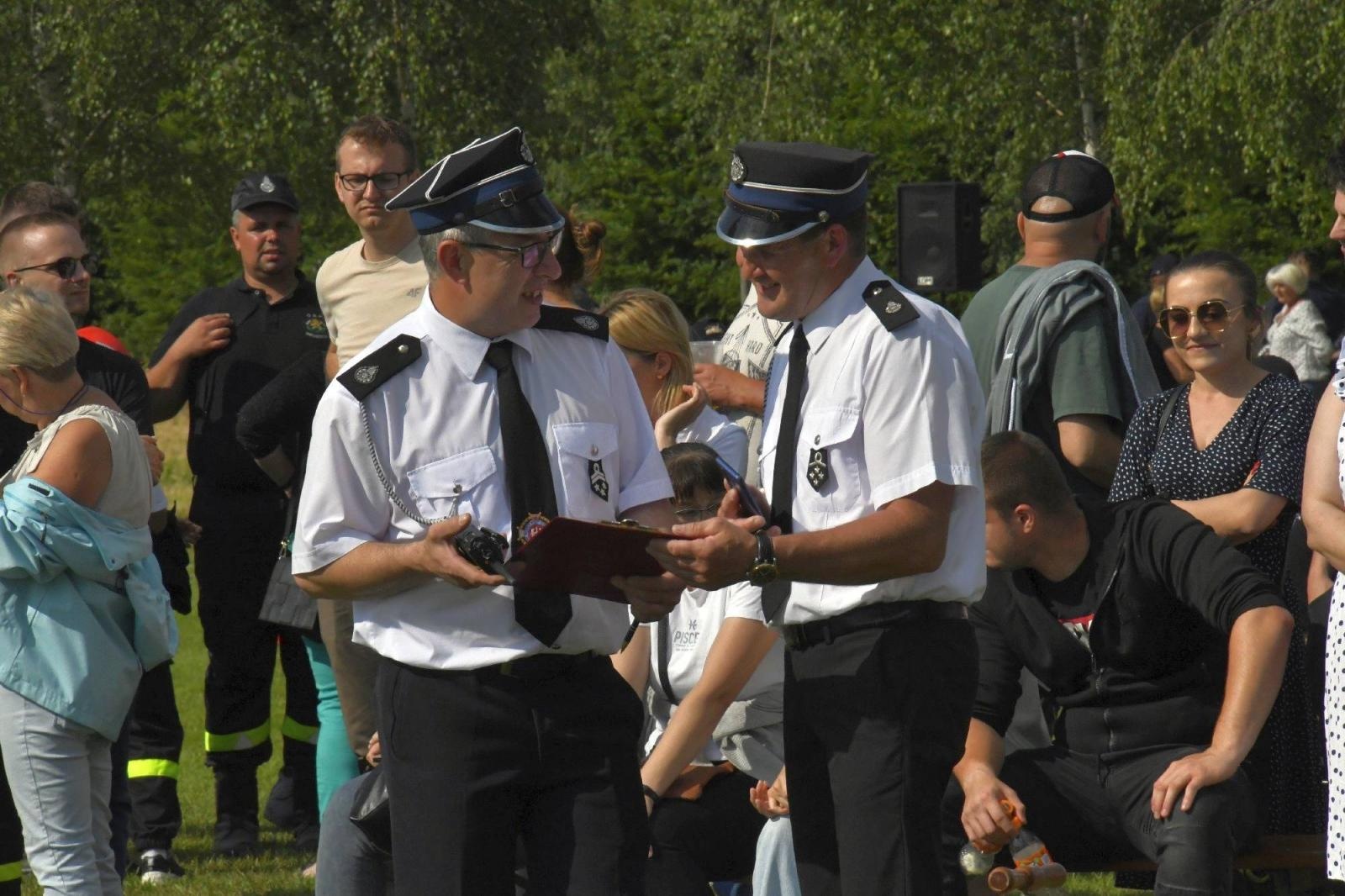 Zdjęcie w galerii na portalu naszraciborz.pl: Rudyszwałd na strażackim tronie w gminie Krzyżanowice wiadomości z regionu