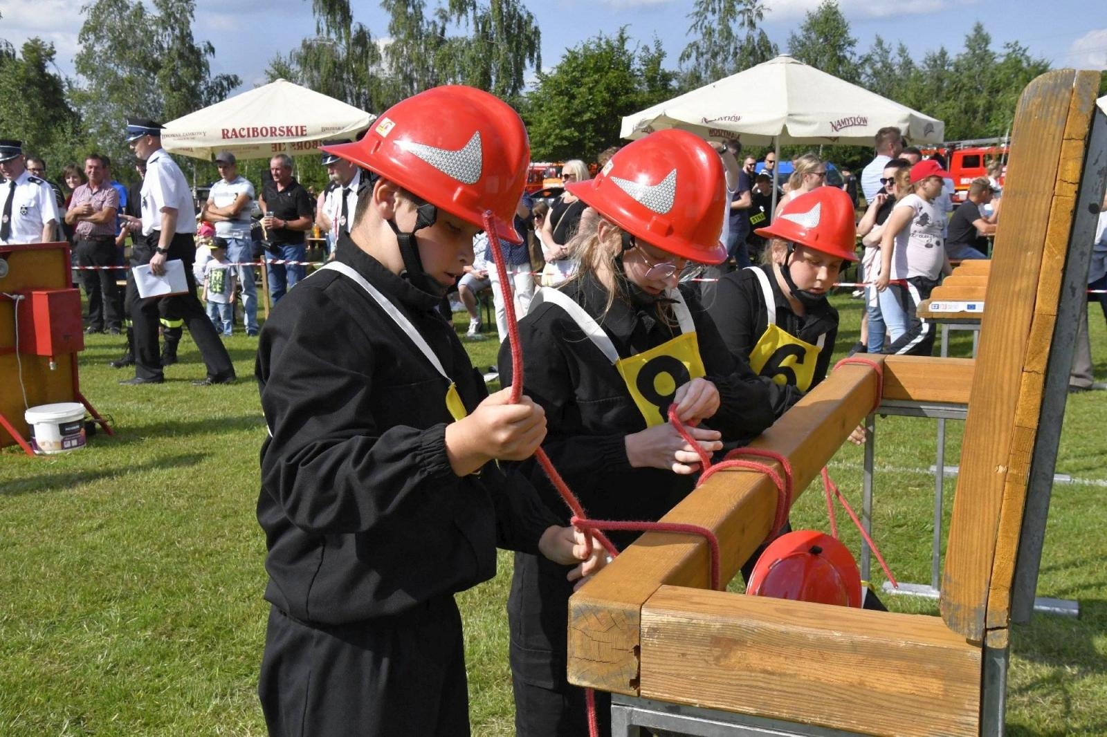 Zdjęcie w galerii na portalu naszraciborz.pl: Rudyszwałd na strażackim tronie w gminie Krzyżanowice wiadomości z regionu