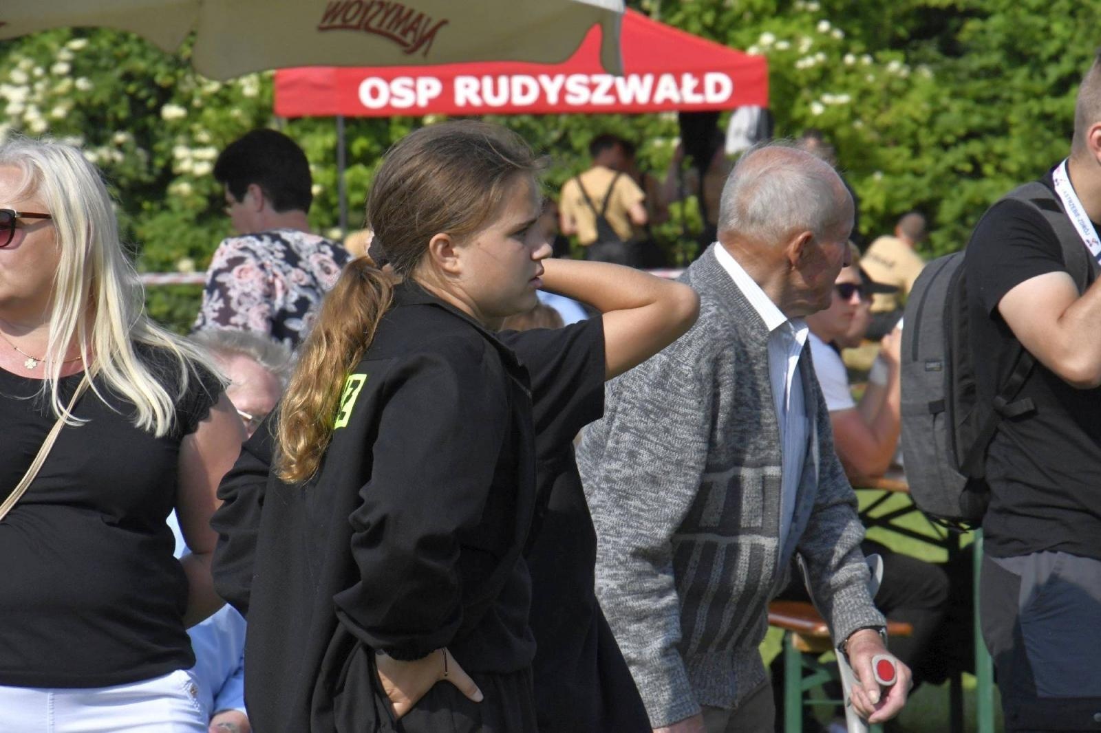 Zdjęcie w galerii na portalu naszraciborz.pl: Rudyszwałd na strażackim tronie w gminie Krzyżanowice wiadomości z regionu