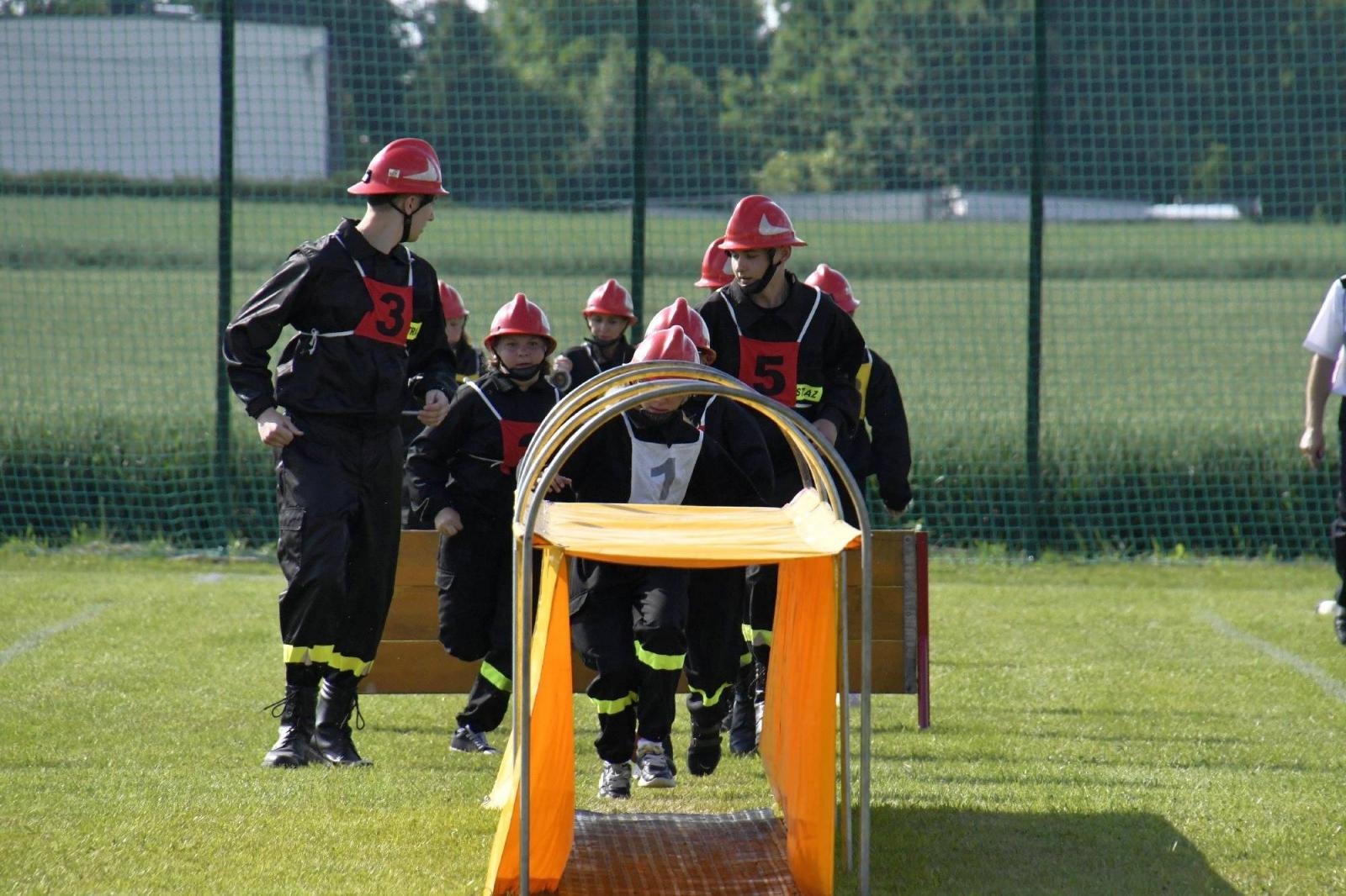 Zdjęcie w galerii na portalu naszraciborz.pl: Rudyszwałd na strażackim tronie w gminie Krzyżanowice wiadomości z regionu