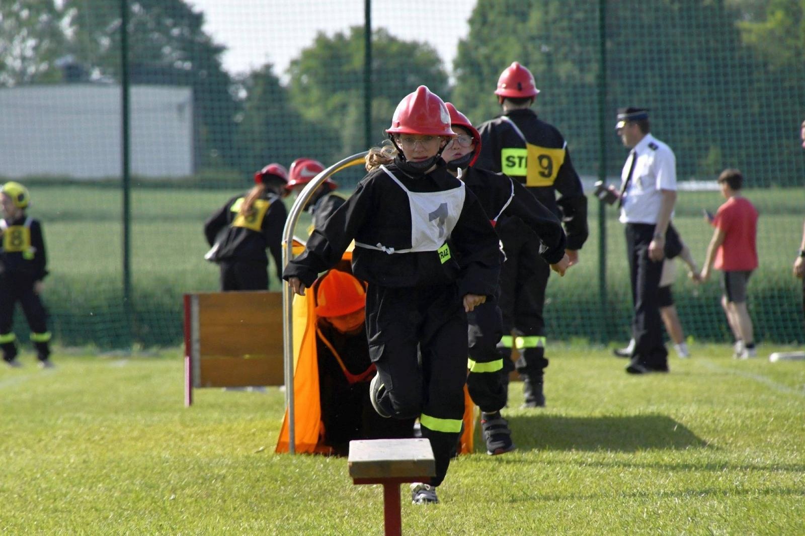 Zdjęcie w galerii na portalu naszraciborz.pl: Rudyszwałd na strażackim tronie w gminie Krzyżanowice wiadomości z regionu