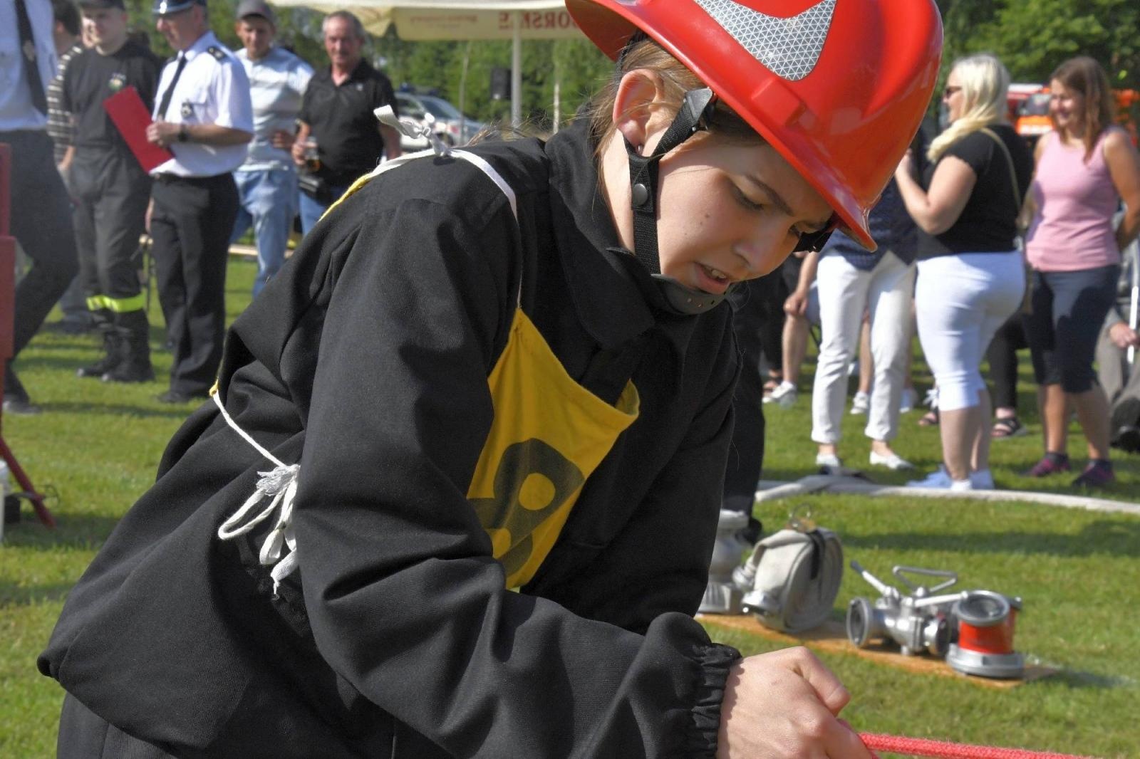 Zdjęcie w galerii na portalu naszraciborz.pl: Rudyszwałd na strażackim tronie w gminie Krzyżanowice wiadomości z regionu