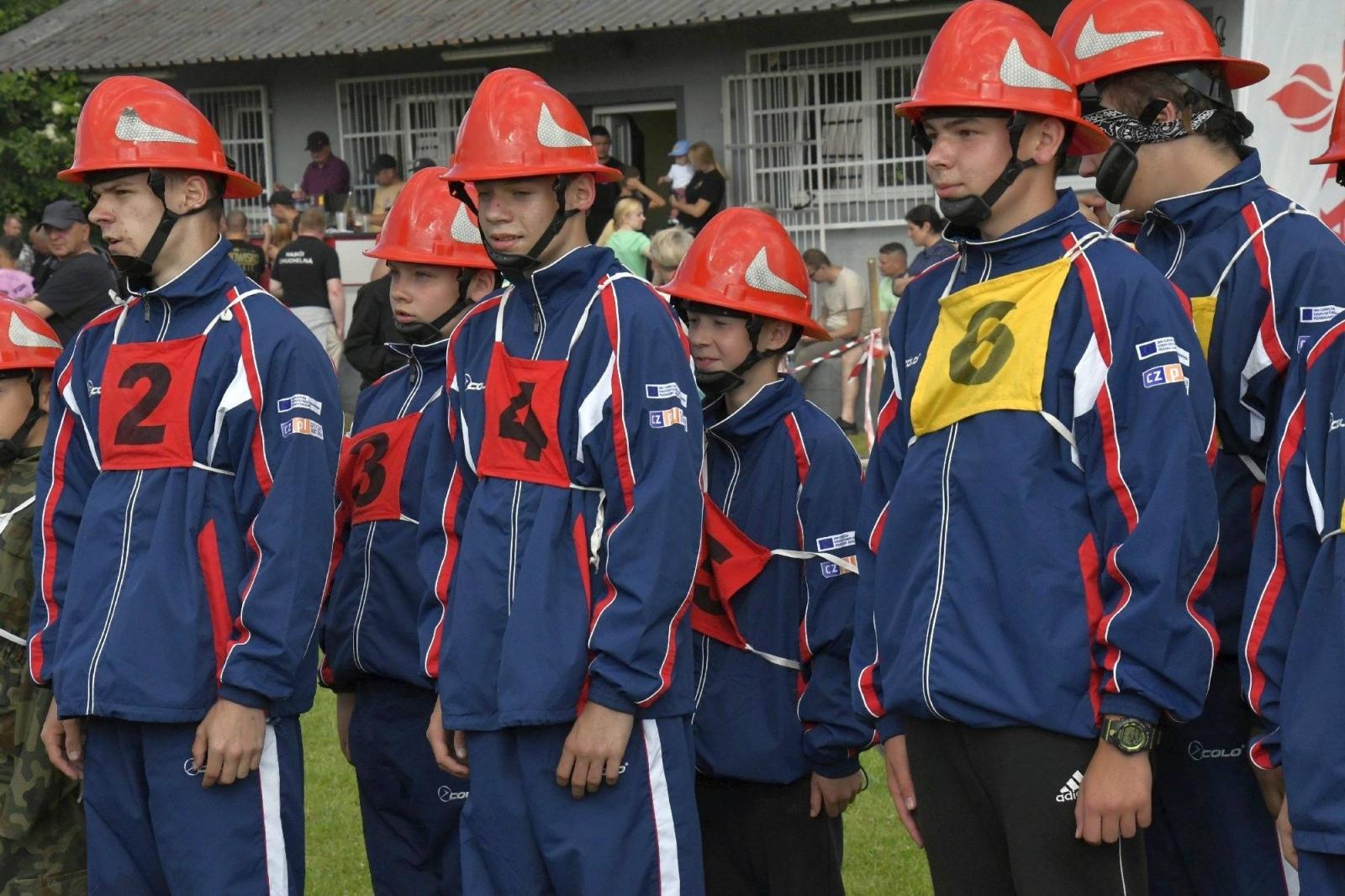 Zdjęcie w galerii na portalu naszraciborz.pl: Rudyszwałd na strażackim tronie w gminie Krzyżanowice wiadomości z regionu