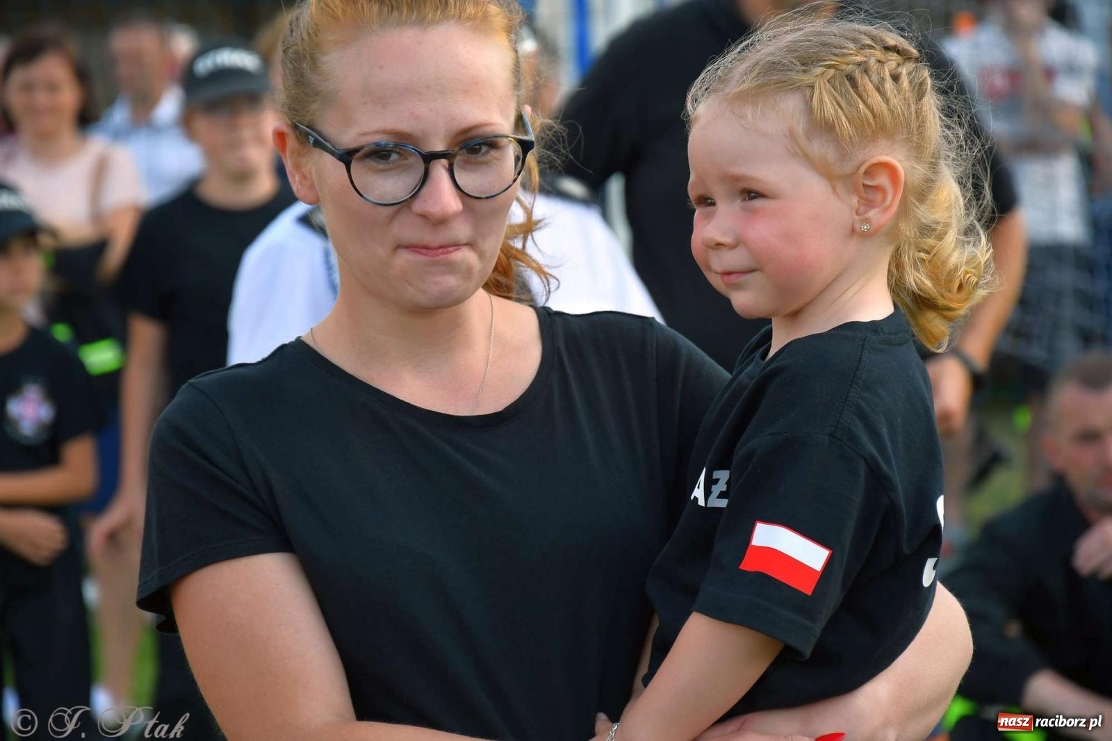 Zdjęcie w galerii na portalu naszraciborz.pl: Z lądu i powietrza - strażackie pokazy i zawody w Borucinie [FOTO] wiadomości z regionu