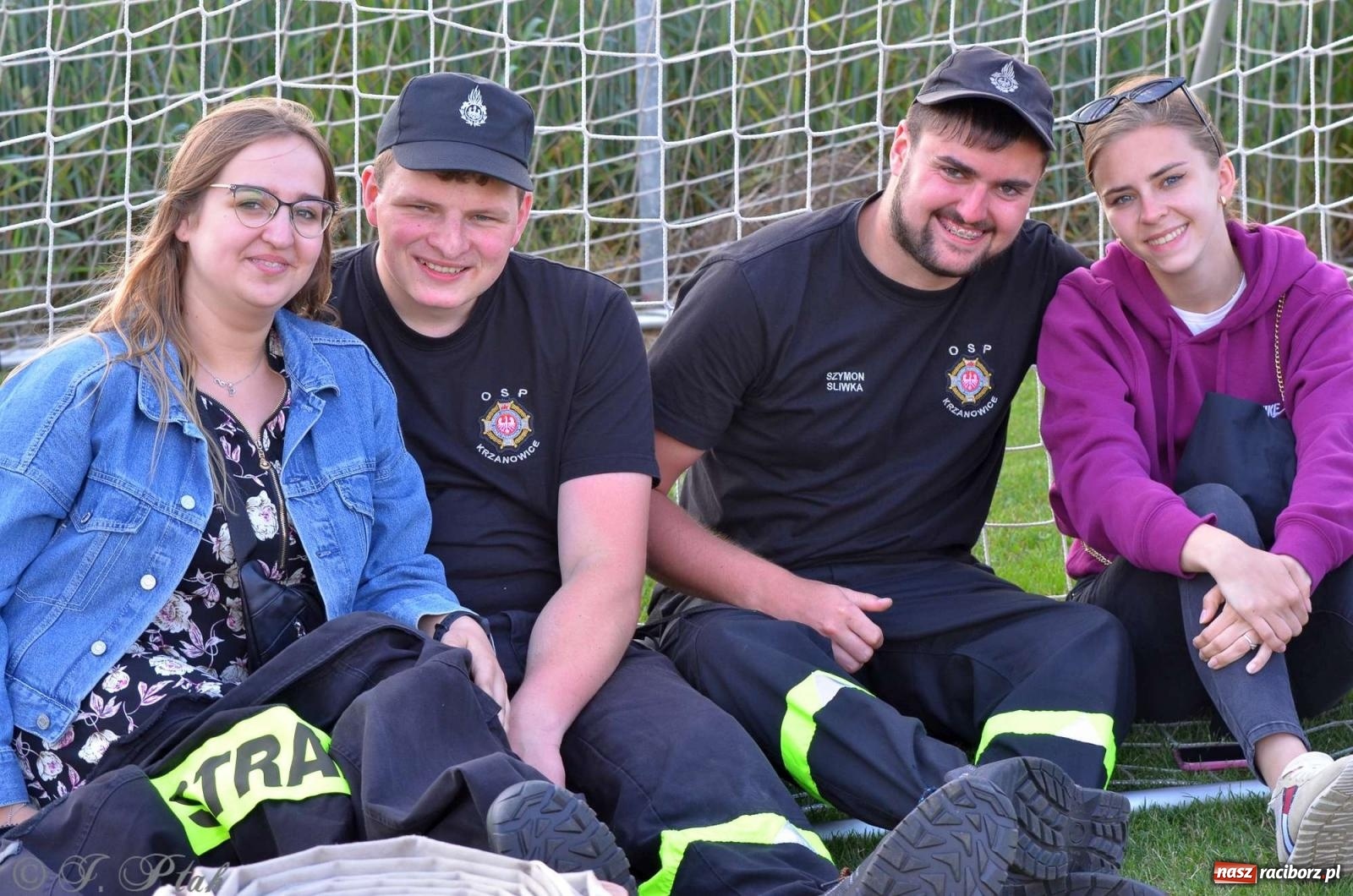 Zdjęcie w galerii na portalu naszraciborz.pl: Z lądu i powietrza - strażackie pokazy i zawody w Borucinie [FOTO] wiadomości z regionu