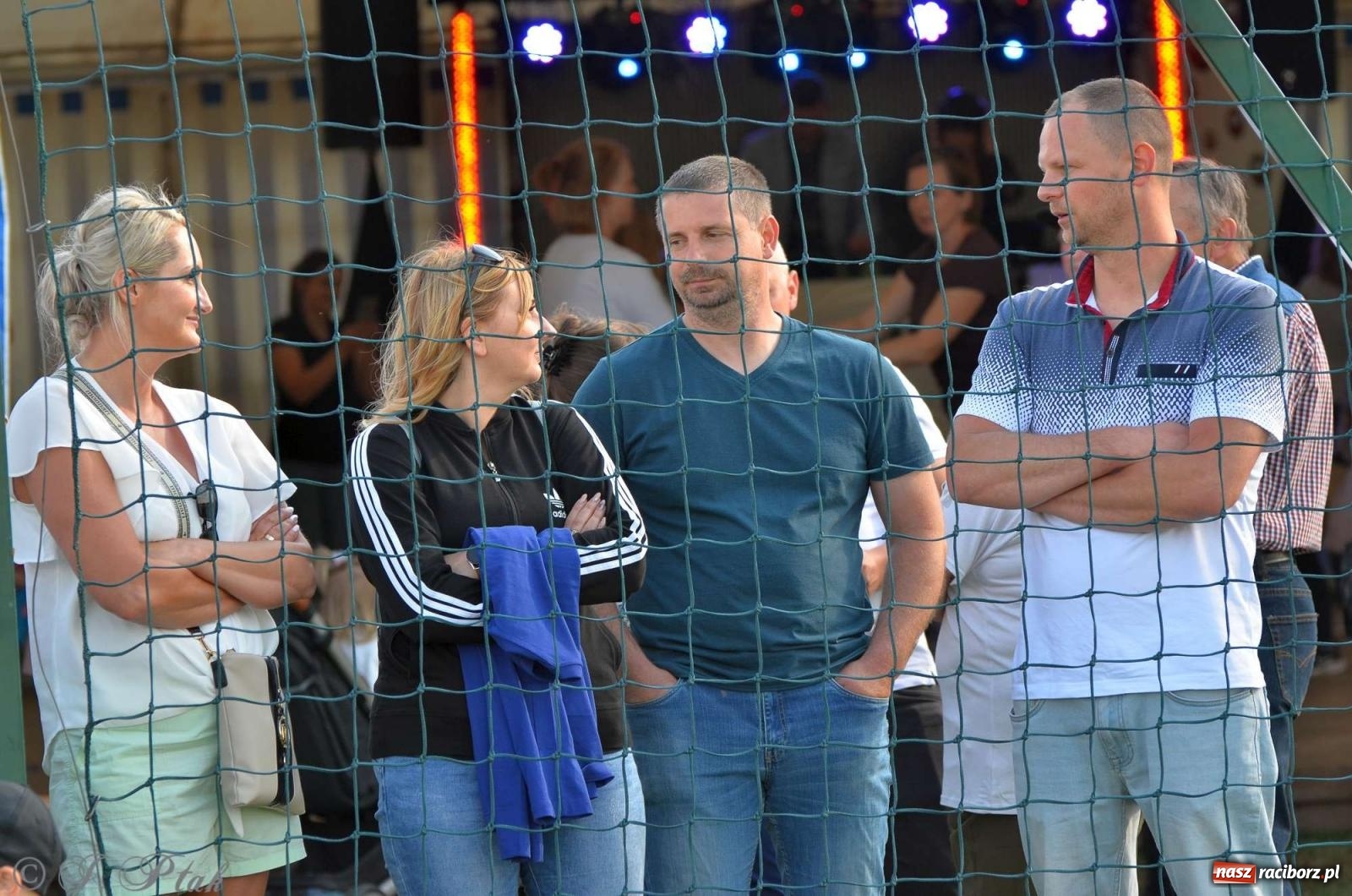 Zdjęcie w galerii na portalu naszraciborz.pl: Z lądu i powietrza - strażackie pokazy i zawody w Borucinie [FOTO] wiadomości z regionu