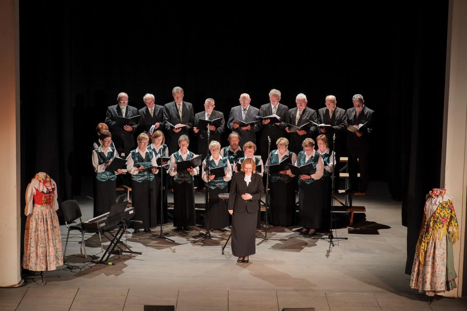 Zdjęcie w galerii na portalu naszraciborz.pl: Trojok Śląski, czyli święto śląskiej pieśni chóralnej w Raciborzu [FOTO i WIDEO] wiadomości z regionu