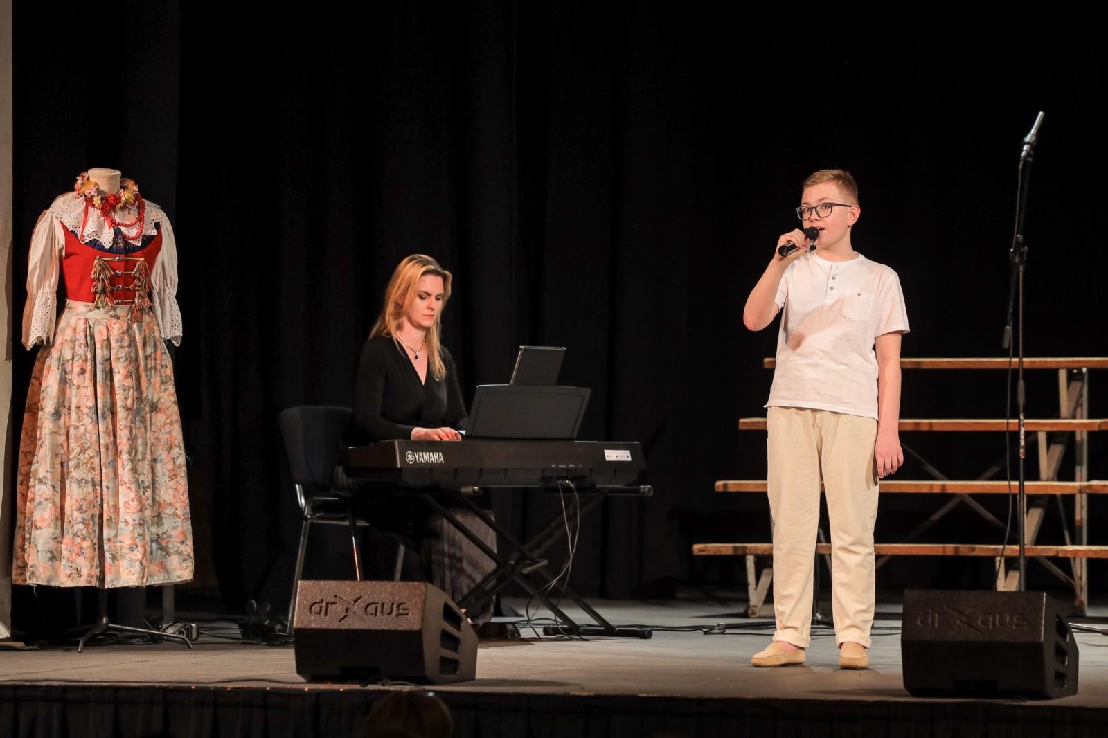 Zdjęcie w galerii na portalu naszraciborz.pl: Trojok Śląski, czyli święto śląskiej pieśni chóralnej w Raciborzu [FOTO i WIDEO] wiadomości z regionu