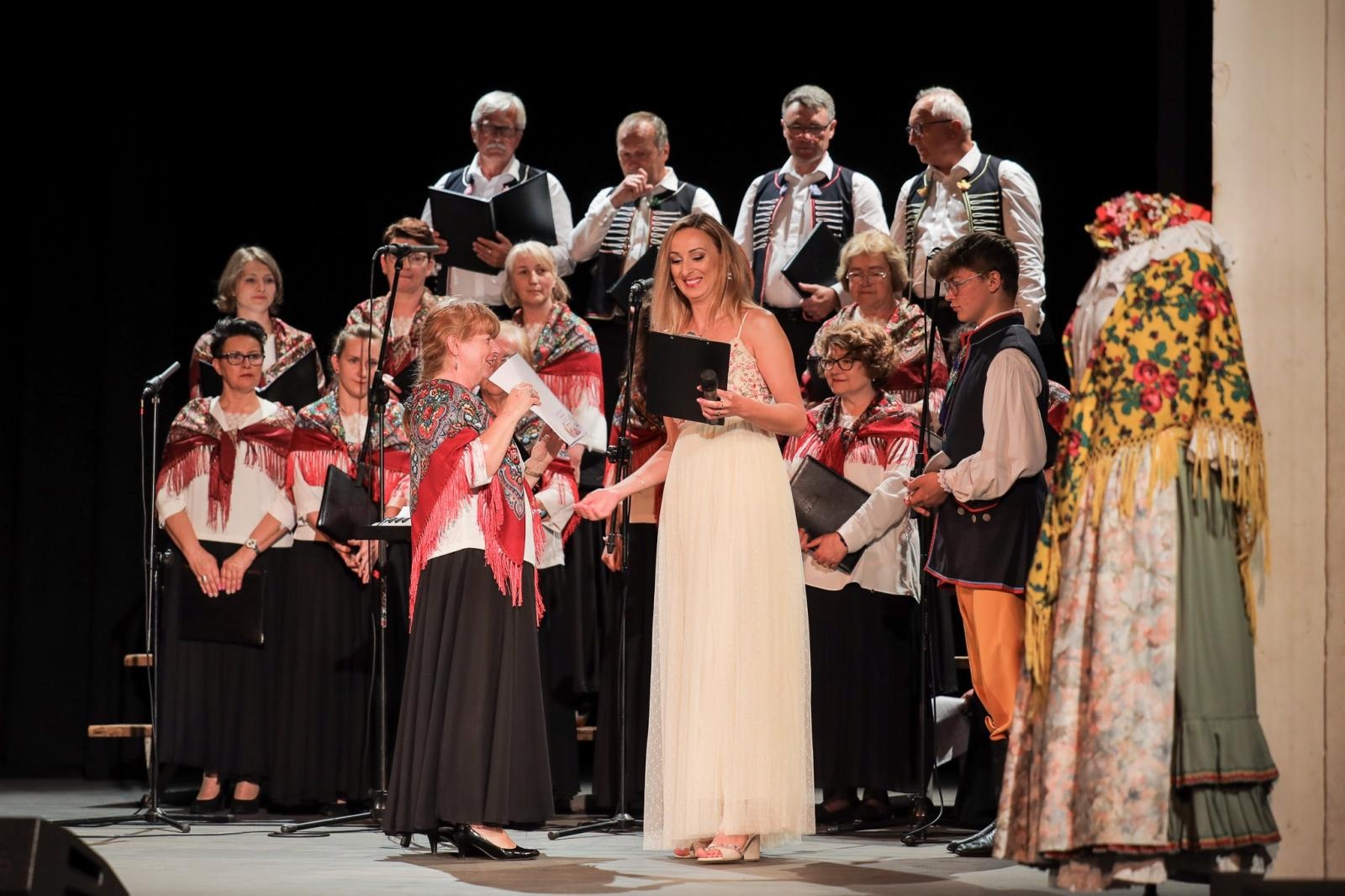 Zdjęcie w galerii na portalu naszraciborz.pl: Trojok Śląski, czyli święto śląskiej pieśni chóralnej w Raciborzu [FOTO i WIDEO] wiadomości z regionu
