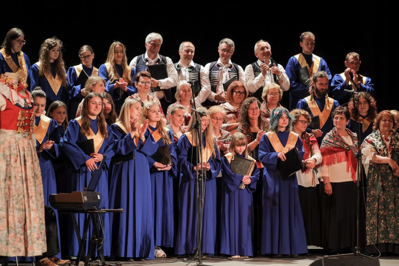 Zdjęcie w galerii na portalu naszraciborz.pl: Trojok Śląski, czyli święto śląskiej pieśni chóralnej w Raciborzu [FOTO i WIDEO] wiadomości z regionu