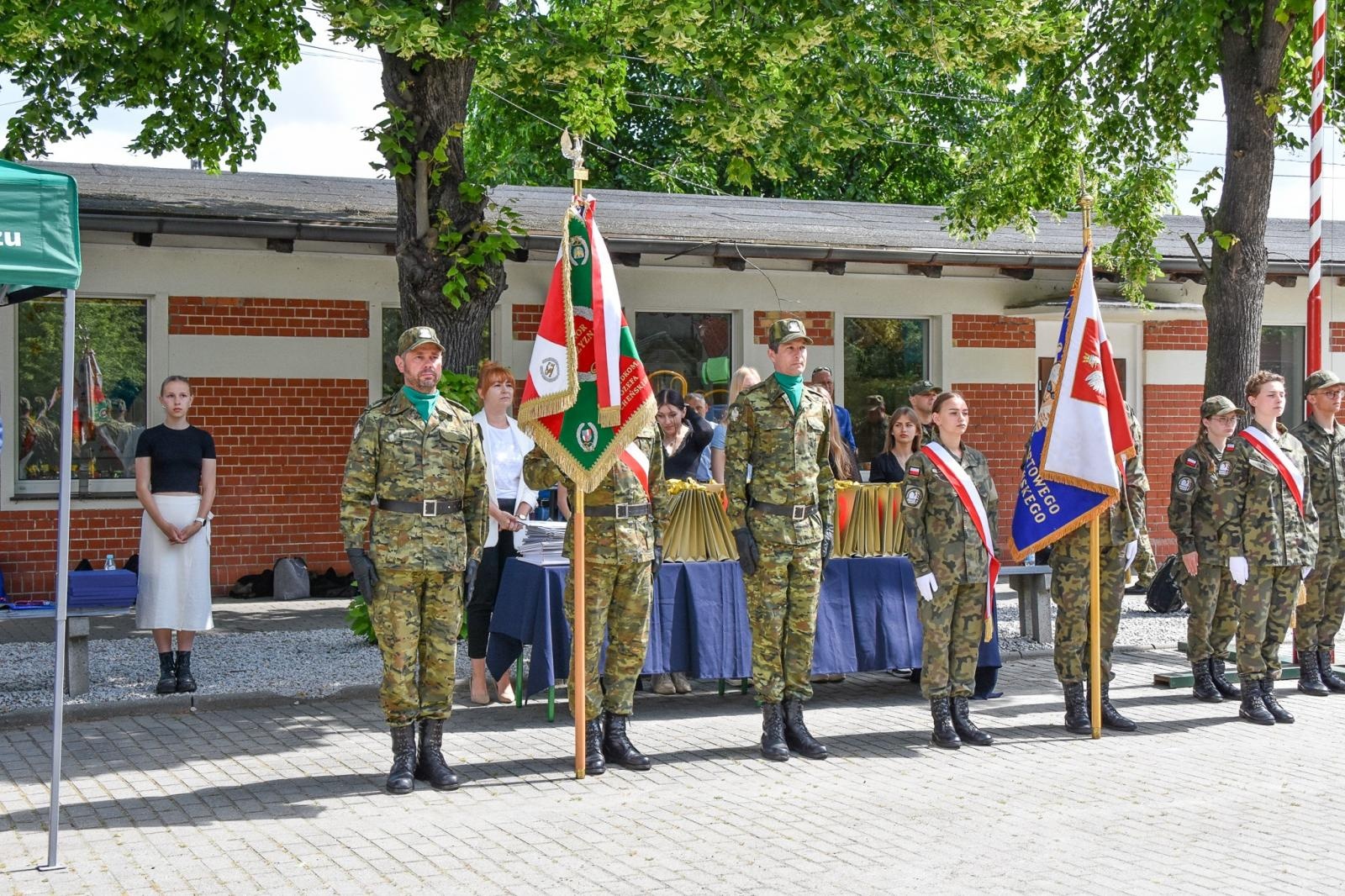 Zdjęcie w galerii na portalu naszraciborz.pl: Uczniowie ZSOMS złożyli dziś ślubowanie [FOTO i WIDEO] wiadomości z regionu