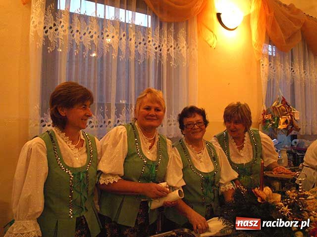 Zdjęcie w galerii na portalu naszraciborz.pl: Świąteczne smakołyki w Tworkowie wiadomości z regionu