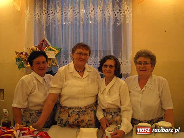 Zdjęcie w galerii na portalu naszraciborz.pl: Świąteczne smakołyki w Tworkowie wiadomości z regionu