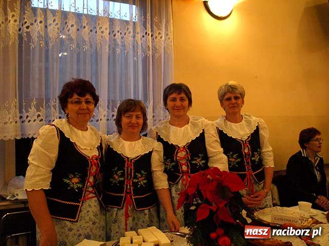 Zdjęcie w galerii na portalu naszraciborz.pl: Świąteczne smakołyki w Tworkowie wiadomości z regionu