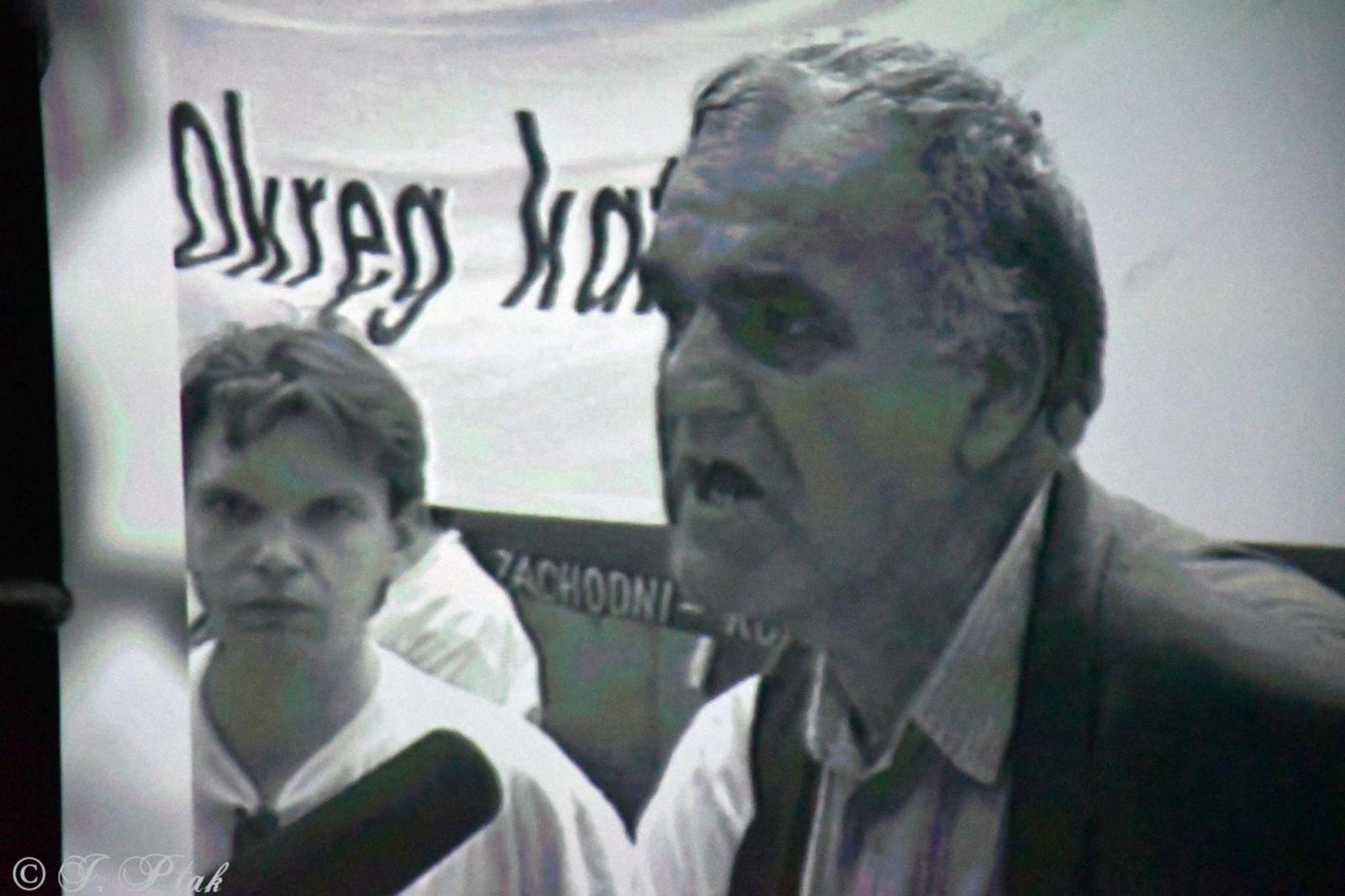 Zdjęcie w galerii na portalu naszraciborz.pl: Zapomniany wygnaniec i turbopolacy. Nowy film Adriana Szczypińskiego po kinowej premierze wiadomości z regionu