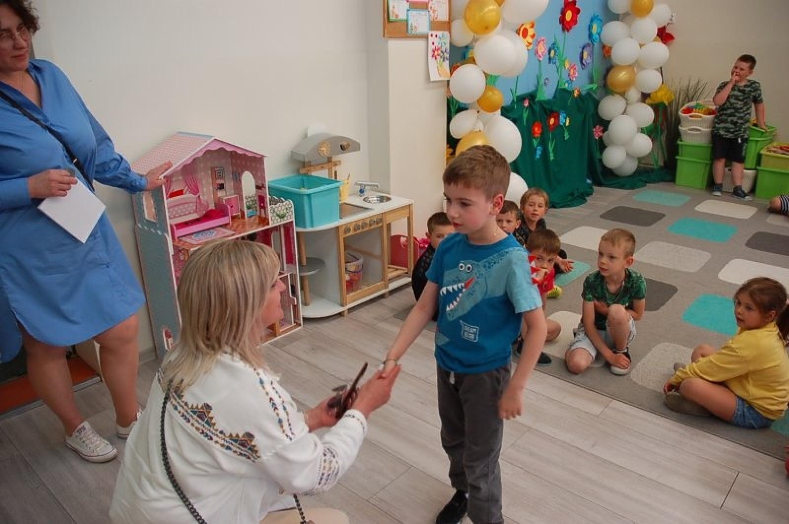 Zdjęcie w galerii na portalu naszraciborz.pl: Dzieci ukraińskich żołnierzy z partnerskiej Tyśmienicy wypoczywały w Raciborzu wiadomości z regionu