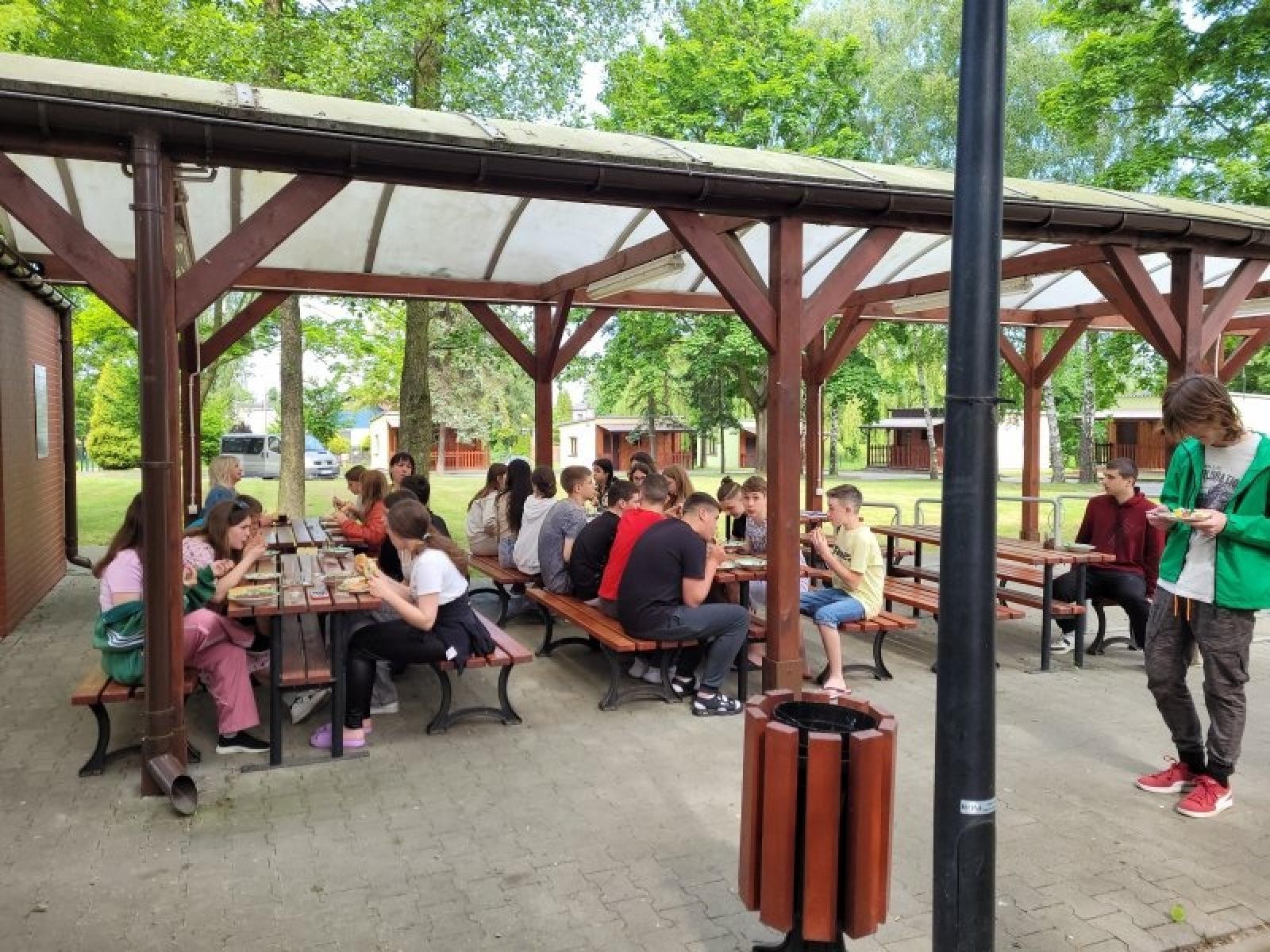 Zdjęcie w galerii na portalu naszraciborz.pl: Dzieci ukraińskich żołnierzy z partnerskiej Tyśmienicy wypoczywały w Raciborzu wiadomości z regionu