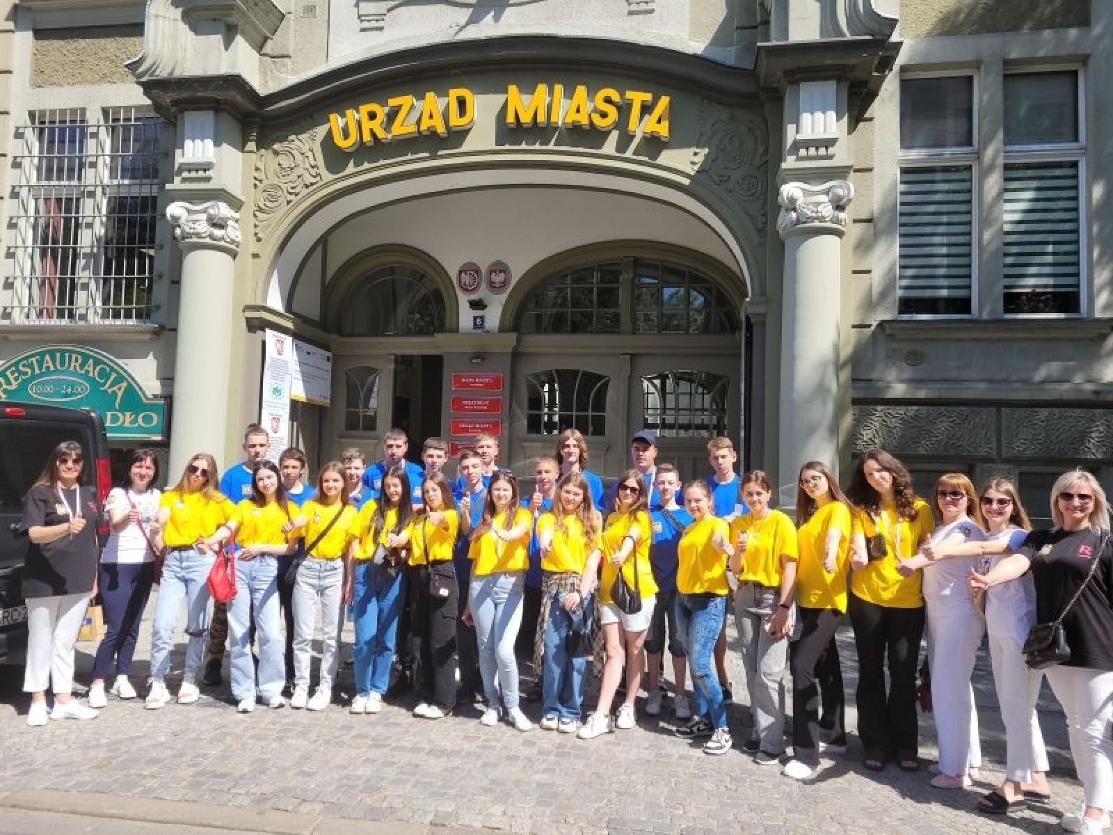 Zdjęcie w galerii na portalu naszraciborz.pl: Dzieci ukraińskich żołnierzy z partnerskiej Tyśmienicy wypoczywały w Raciborzu wiadomości z regionu