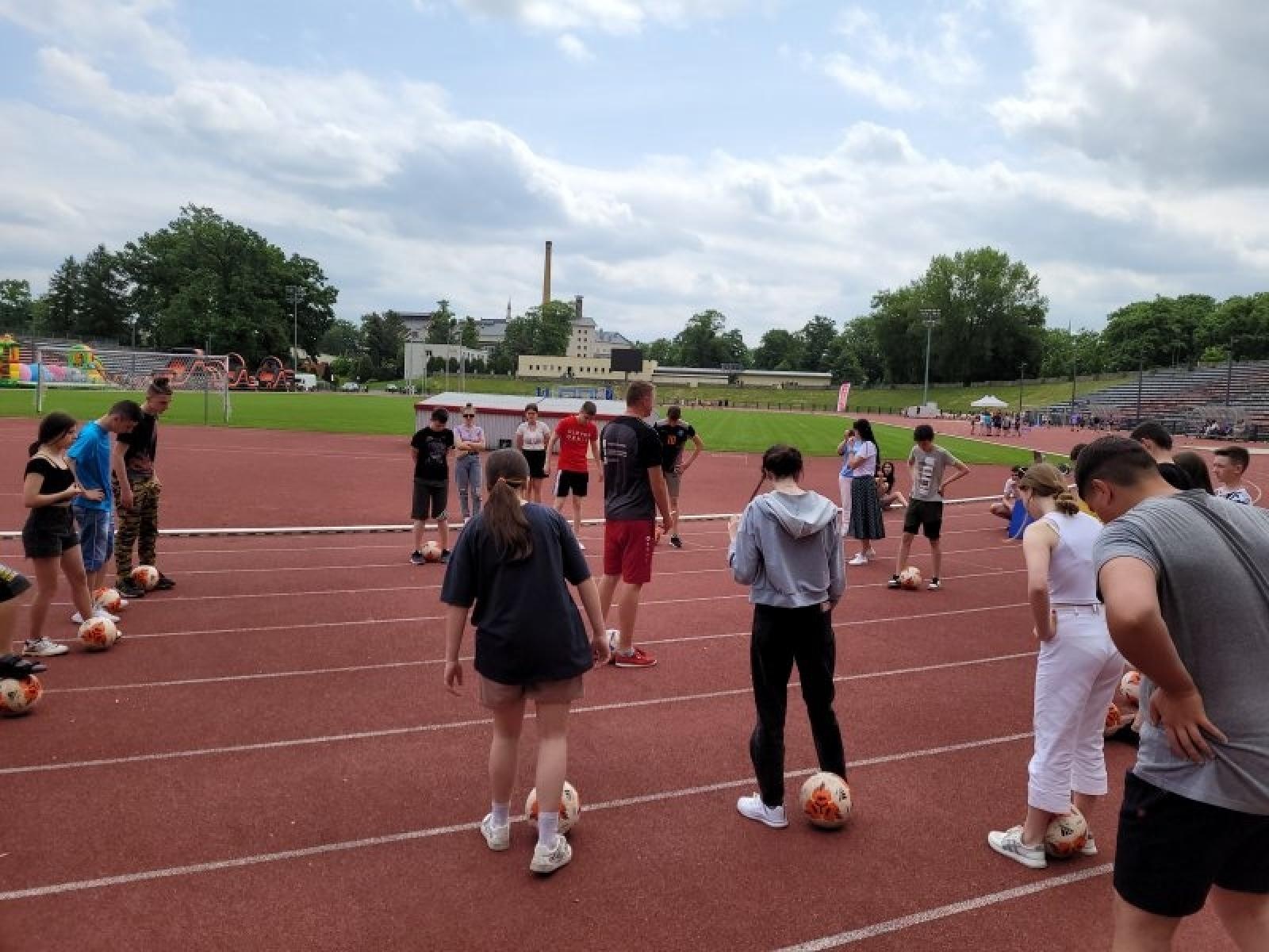 Zdjęcie w galerii na portalu naszraciborz.pl: Dzieci ukraińskich żołnierzy z partnerskiej Tyśmienicy wypoczywały w Raciborzu wiadomości z regionu