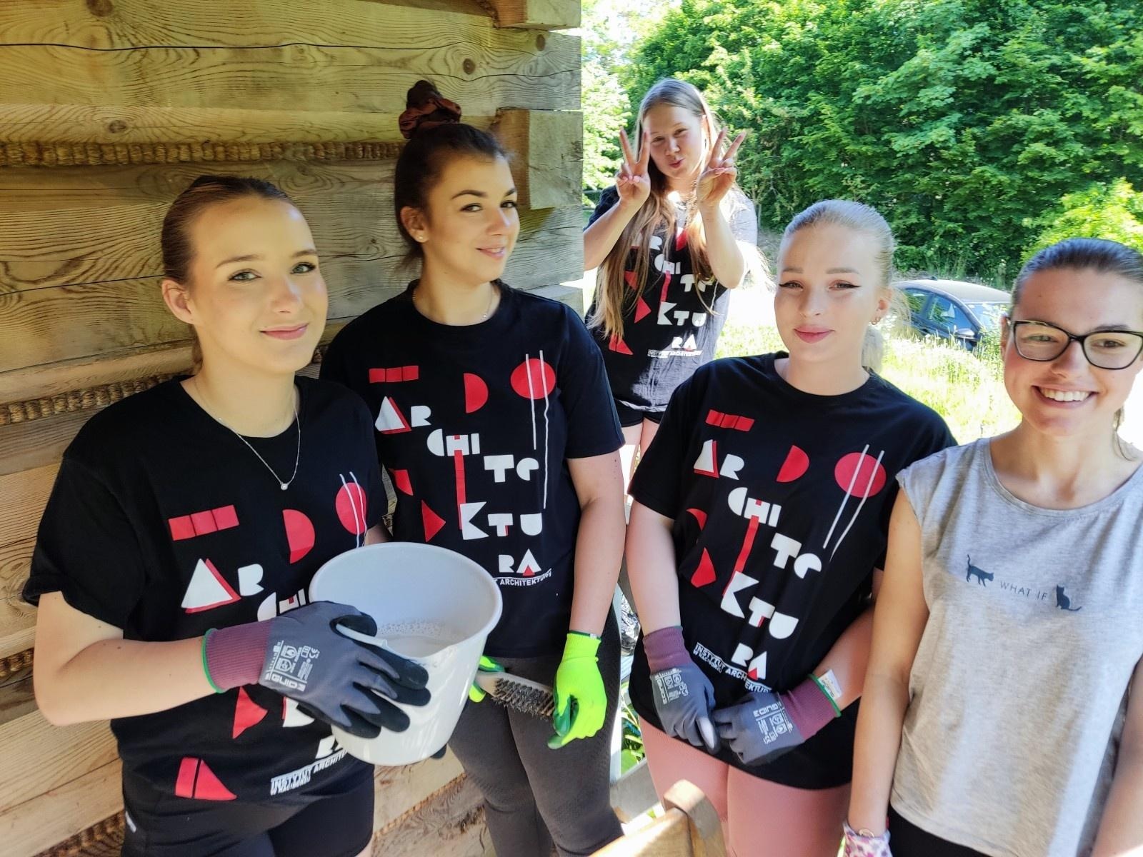 Zdjęcie w galerii na portalu naszraciborz.pl: Studenci architektury kolejny raz na warsztatach ArchitEKO w Juhowie wiadomości z regionu