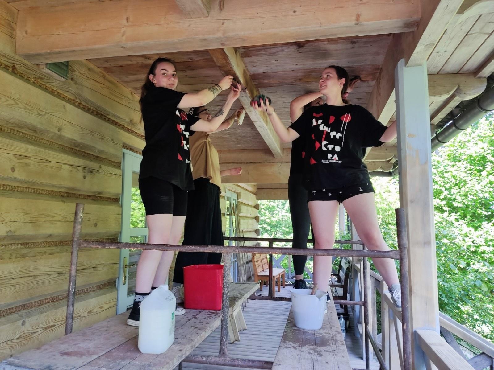 Zdjęcie w galerii na portalu naszraciborz.pl: Studenci architektury kolejny raz na warsztatach ArchitEKO w Juhowie wiadomości z regionu