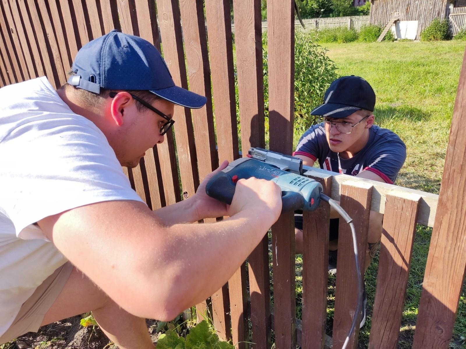 Zdjęcie w galerii na portalu naszraciborz.pl: Studenci architektury kolejny raz na warsztatach ArchitEKO w Juhowie wiadomości z regionu