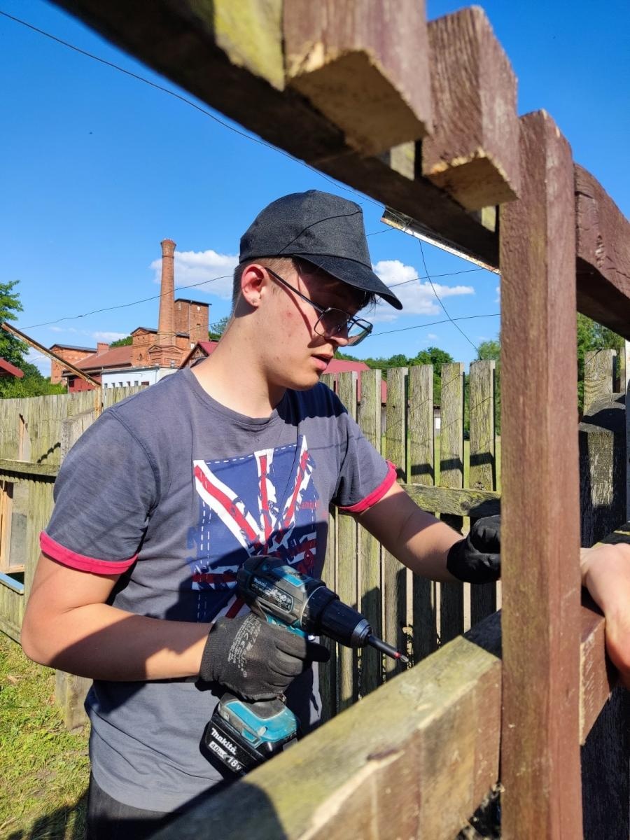 Zdjęcie w galerii na portalu naszraciborz.pl: Studenci architektury kolejny raz na warsztatach ArchitEKO w Juhowie wiadomości z regionu