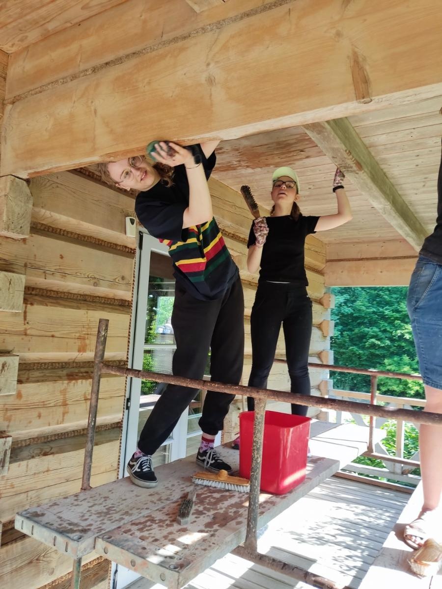 Zdjęcie w galerii na portalu naszraciborz.pl: Studenci architektury kolejny raz na warsztatach ArchitEKO w Juhowie wiadomości z regionu