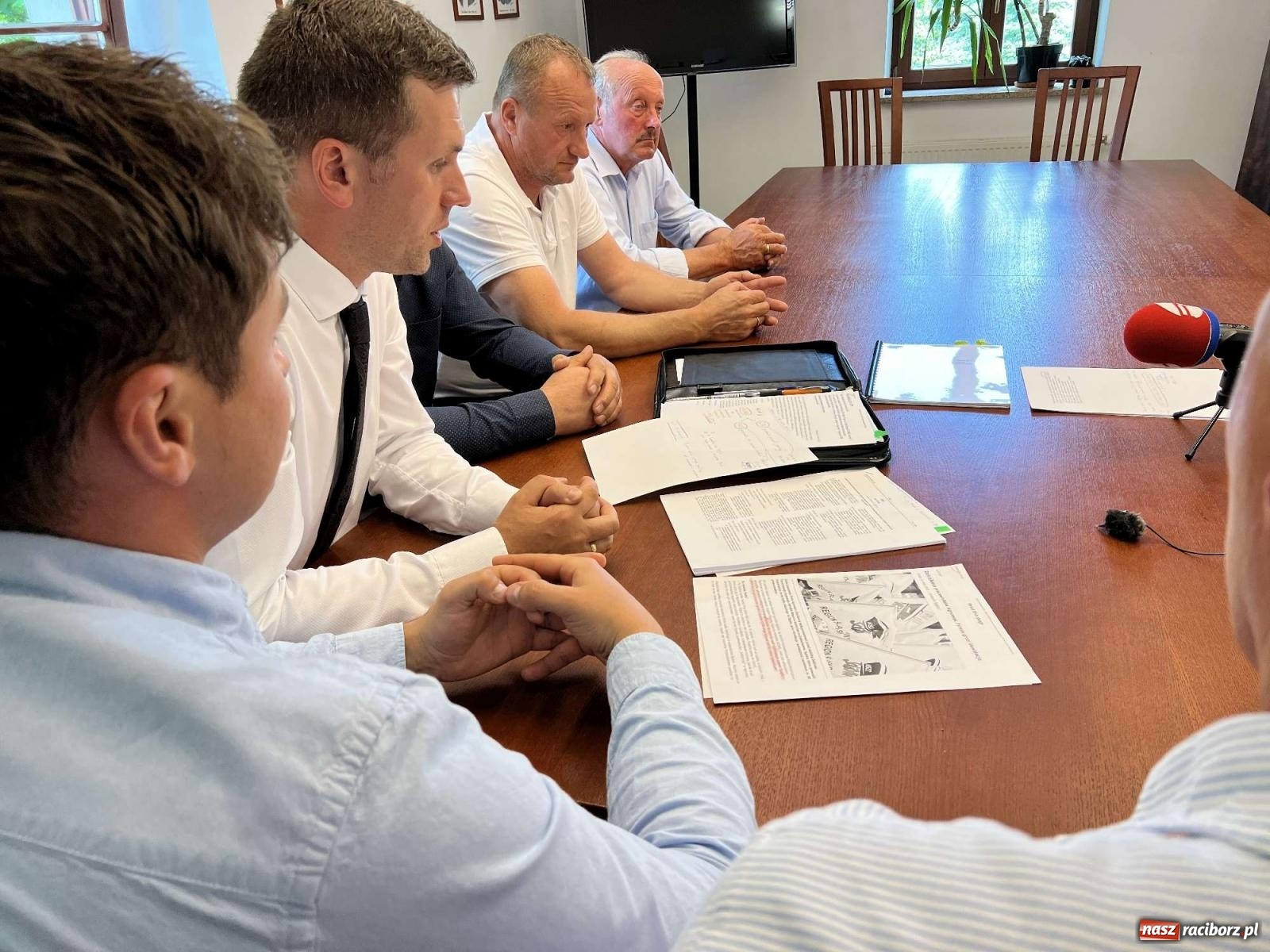 Zdjęcie w galerii na portalu naszraciborz.pl: Rolnicy czekają na ziemię, a Agromax ma postanowienie wiadomości z regionu