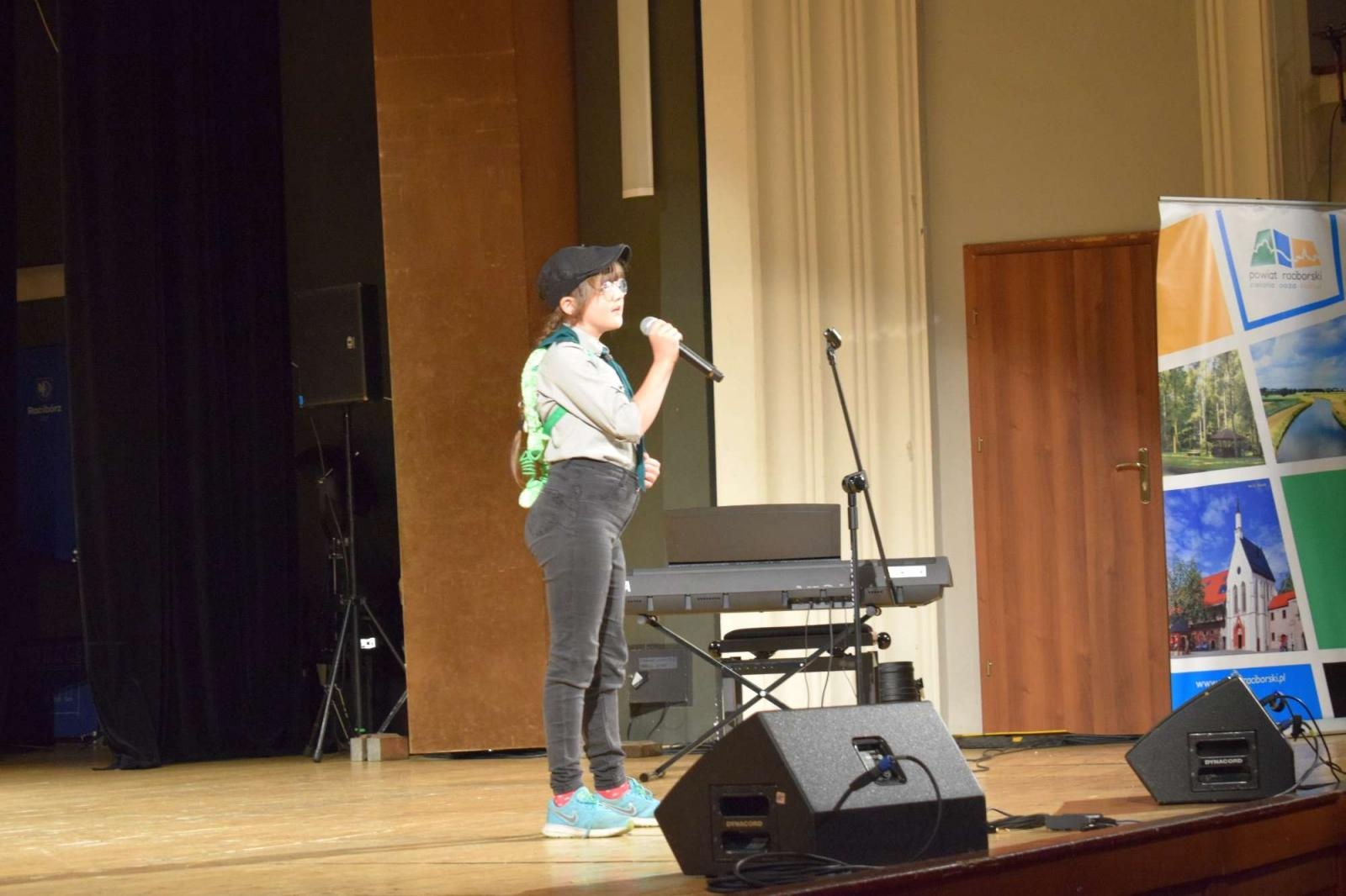 Zdjęcie w galerii na portalu naszraciborz.pl: Gala laureatów XIII Powiatowego Festiwalu Twórczości Artystycznej wiadomości z regionu