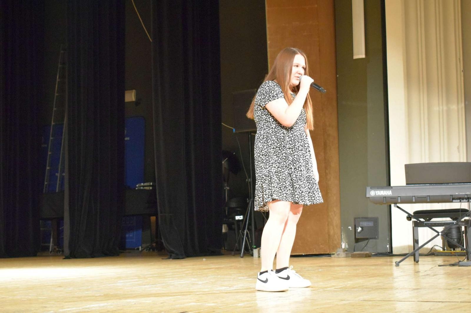 Zdjęcie w galerii na portalu naszraciborz.pl: Gala laureatów XIII Powiatowego Festiwalu Twórczości Artystycznej wiadomości z regionu