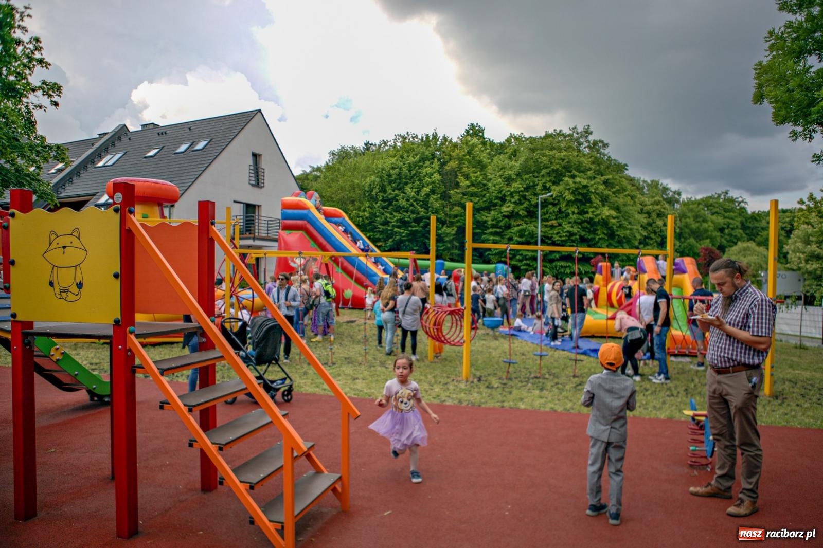 Zdjęcie w galerii na portalu naszraciborz.pl:  II Festyn Rodzinny w Przedszkolu nr 13 [FOTO i WIDEO] wiadomości z regionu