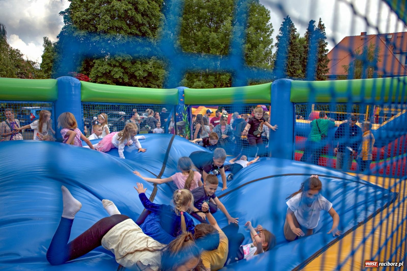 Zdjęcie w galerii na portalu naszraciborz.pl:  II Festyn Rodzinny w Przedszkolu nr 13 [FOTO i WIDEO] wiadomości z regionu
