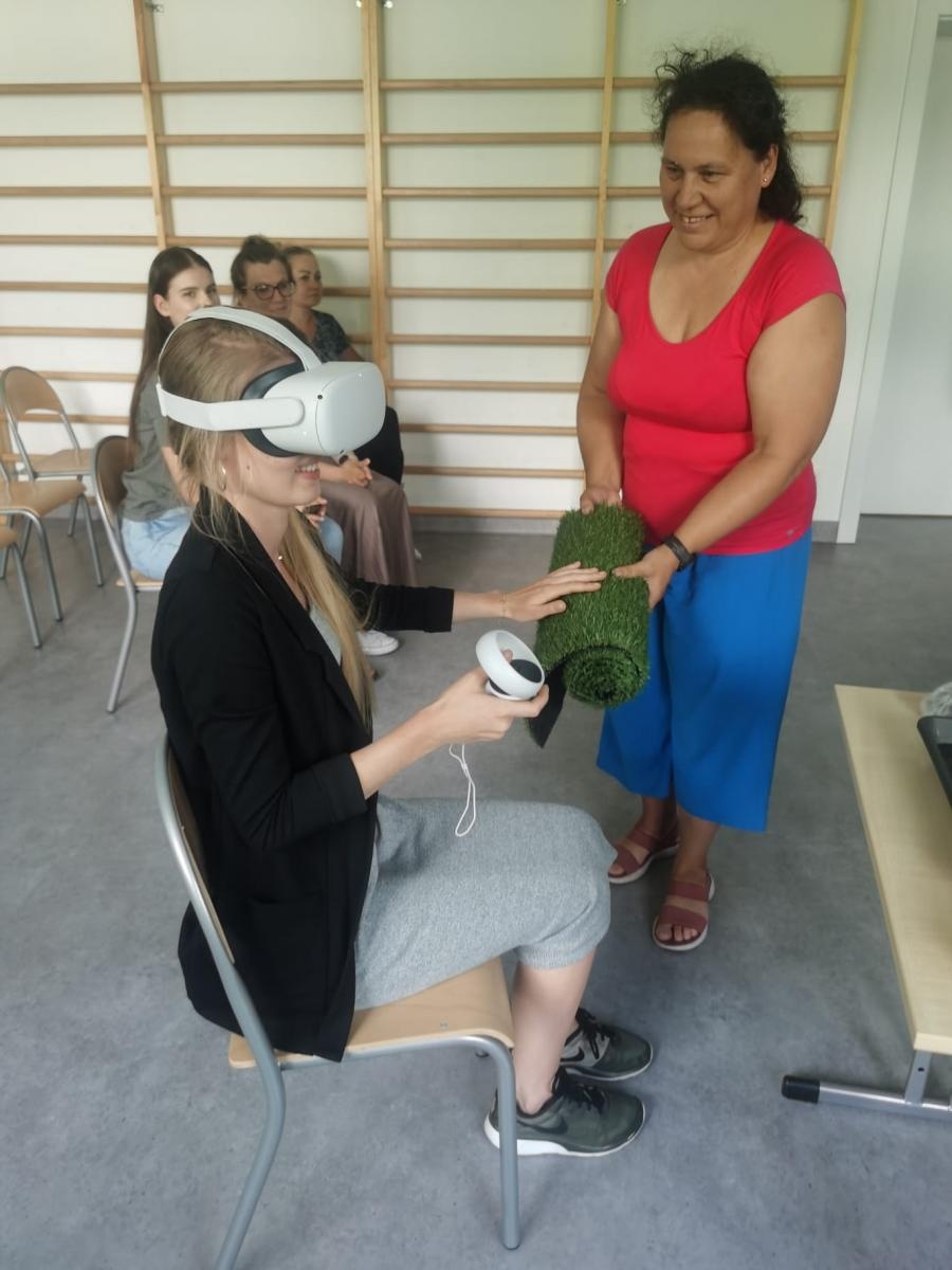 Zdjęcie w galerii na portalu naszraciborz.pl: Wirtualna rzeczywistość w raciborskiej placówce oświatowej wiadomości z regionu