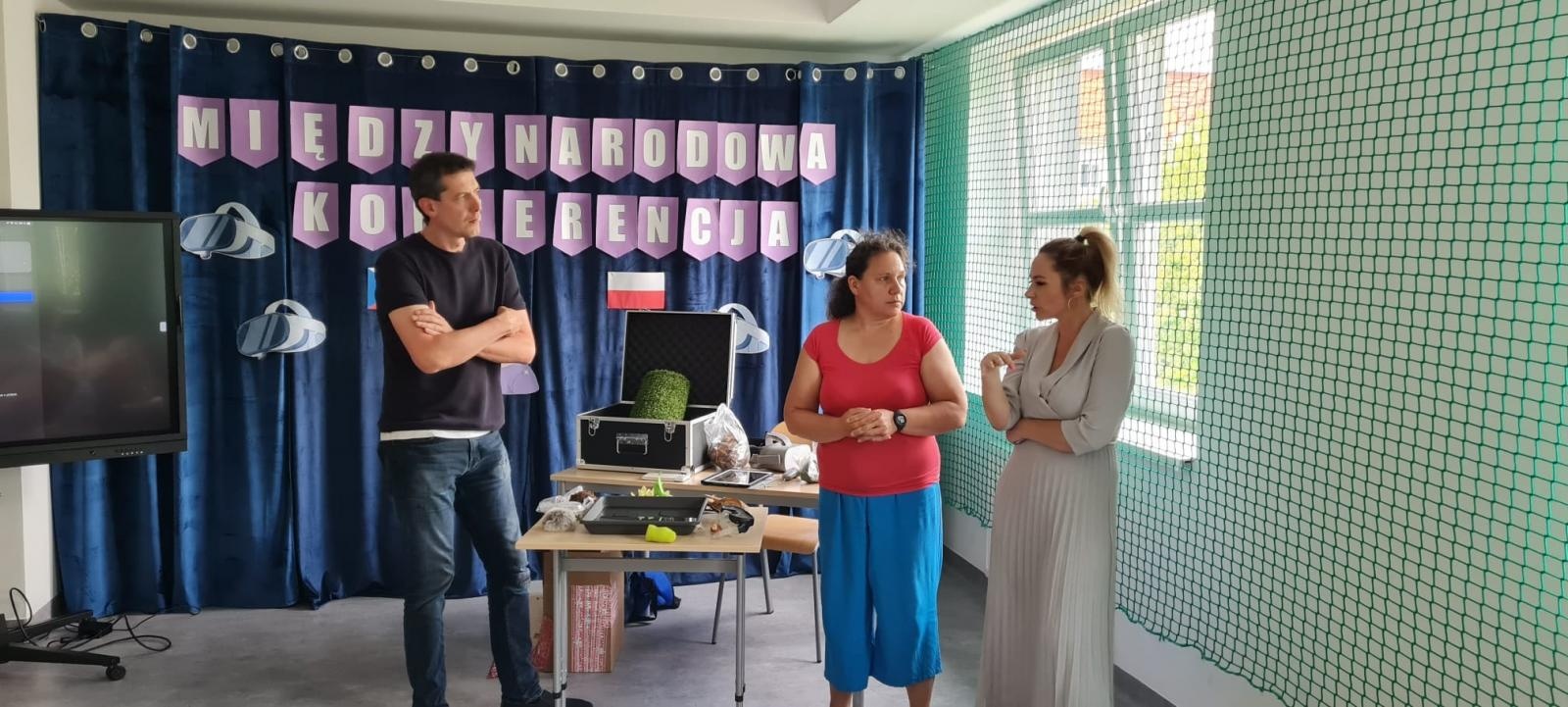 Zdjęcie w galerii na portalu naszraciborz.pl: Wirtualna rzeczywistość w raciborskiej placówce oświatowej wiadomości z regionu