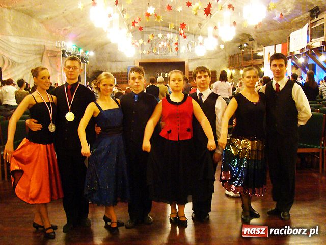 Zdjęcie w galerii na portalu naszraciborz.pl: Źródło tańcowało w Wieliczce wiadomości z regionu