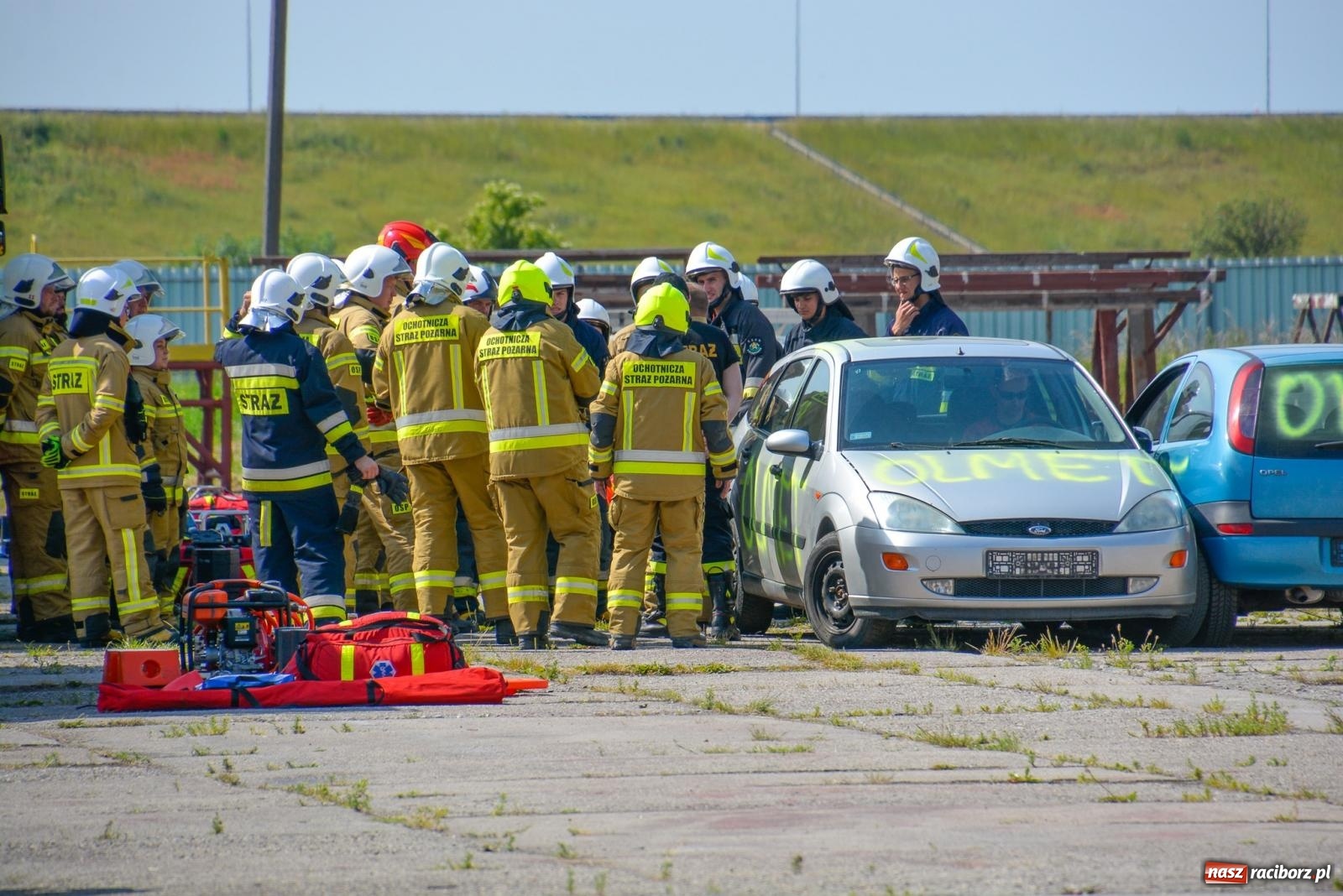 Zdjęcie w galerii na portalu naszraciborz.pl: Kompania odwodowa ćwiczy na terenie Rafako [FOTO i WIDEO] wiadomości z regionu