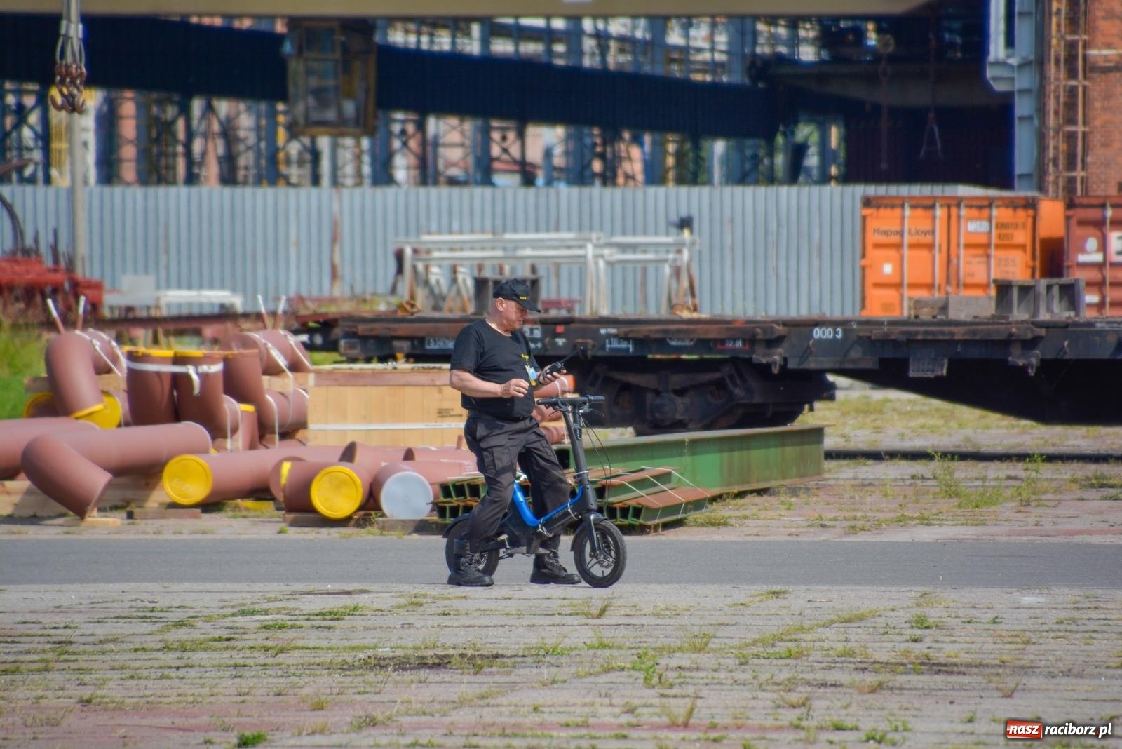 Zdjęcie w galerii na portalu naszraciborz.pl: Kompania odwodowa ćwiczy na terenie Rafako [FOTO i WIDEO] wiadomości z regionu
