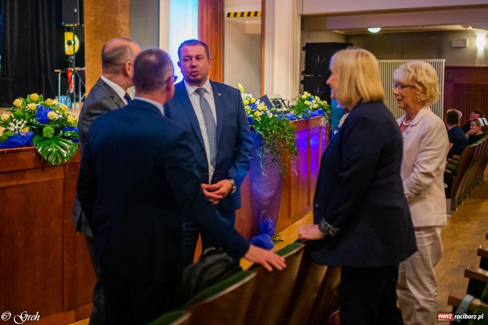 Zdjęcie w galerii na portalu naszraciborz.pl: By zostać pielęgniarką trzeba kochać ludzi. Uroczystość czepkowania studentów ANS w Raciborzu [FOTO i WIDEO] wiadomości z regionu