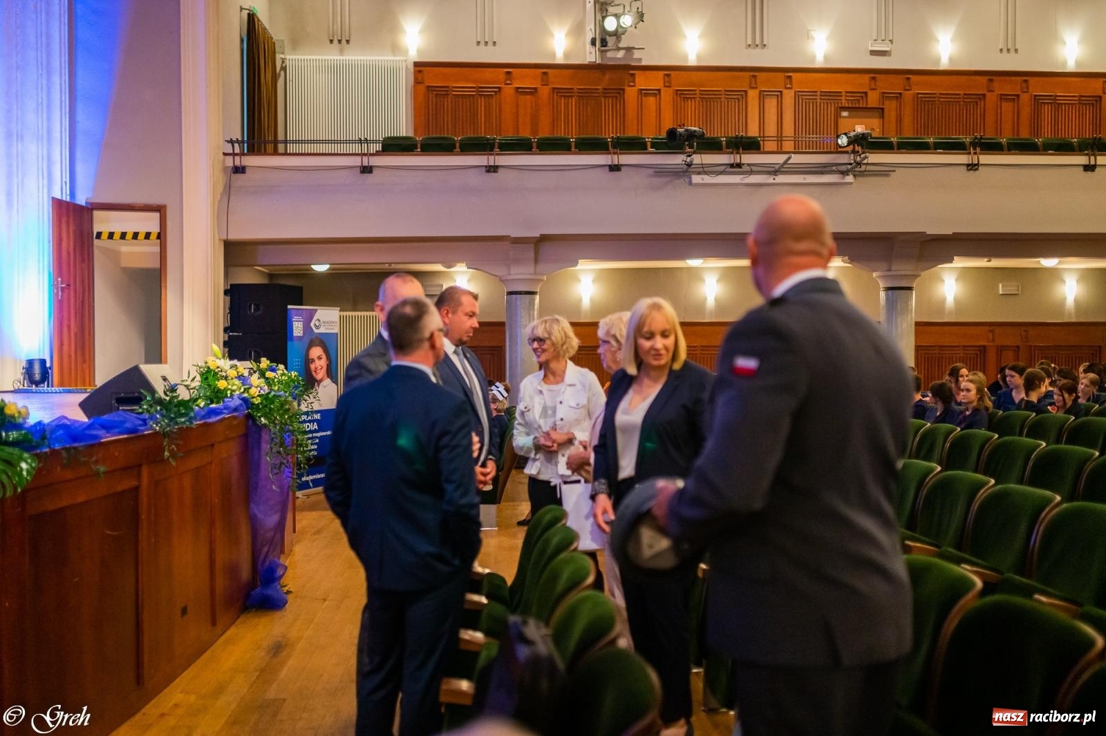 Zdjęcie w galerii na portalu naszraciborz.pl: By zostać pielęgniarką trzeba kochać ludzi. Uroczystość czepkowania studentów ANS w Raciborzu [FOTO i WIDEO] wiadomości z regionu
