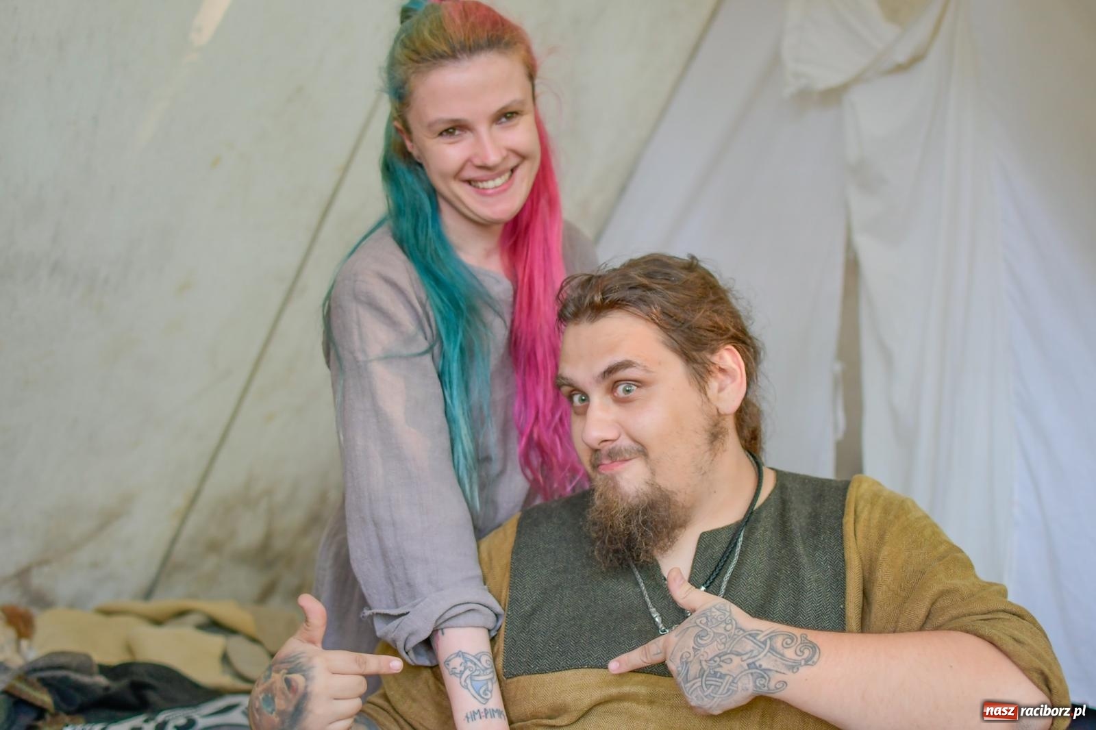 Zdjęcie w galerii na portalu naszraciborz.pl: Gród pod Oborą tętni życiem. Ruszył festiwal średniowieczny [FOTO i WIDEO] wiadomości z regionu