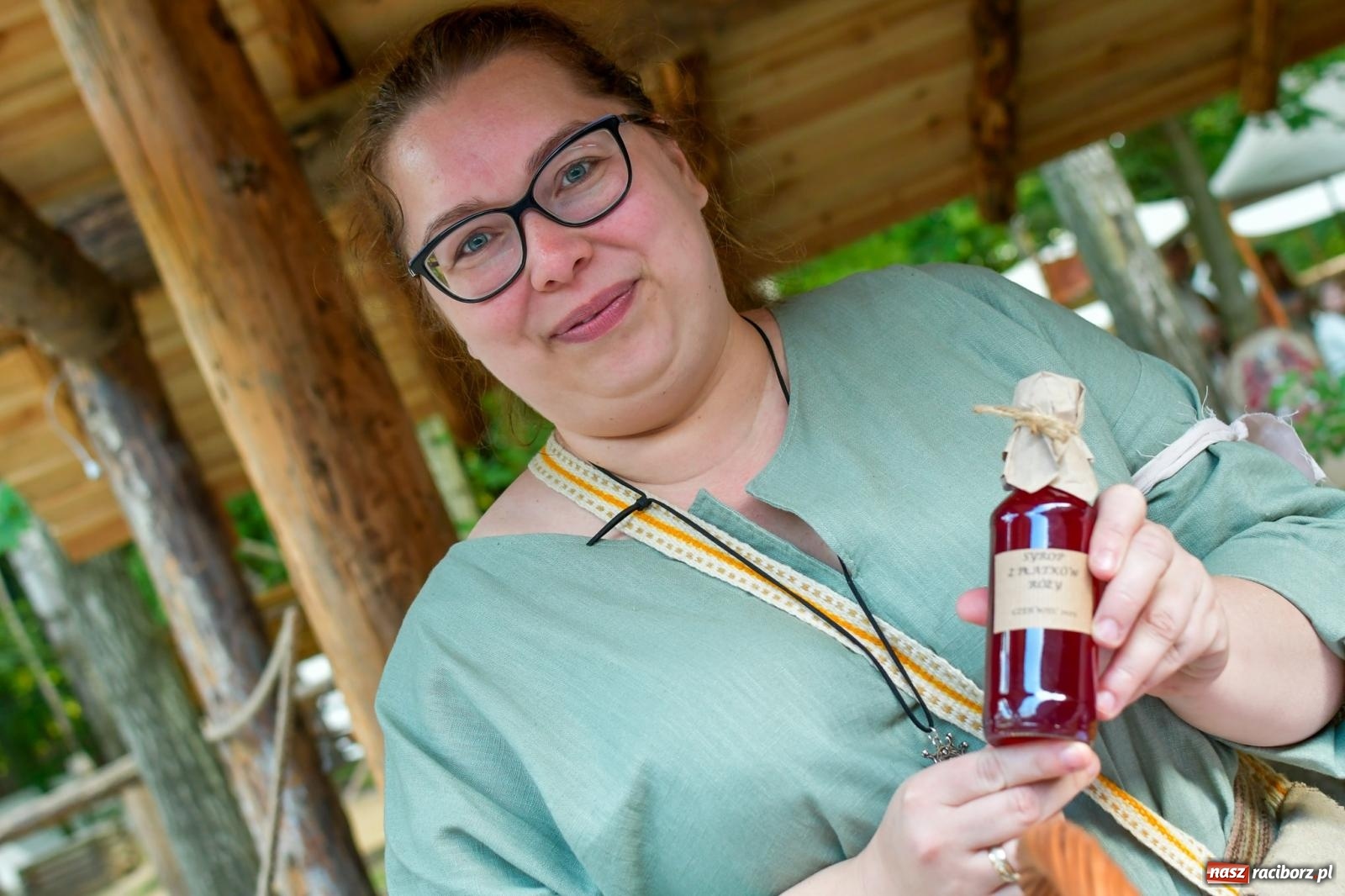 Zdjęcie w galerii na portalu naszraciborz.pl: Gród pod Oborą tętni życiem. Ruszył festiwal średniowieczny [FOTO i WIDEO] wiadomości z regionu