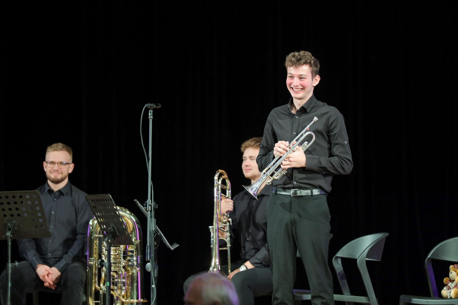 Zdjęcie w galerii na portalu naszraciborz.pl: Mocny akcent na zakończenie koncertów umuzykalniających wiadomości z regionu